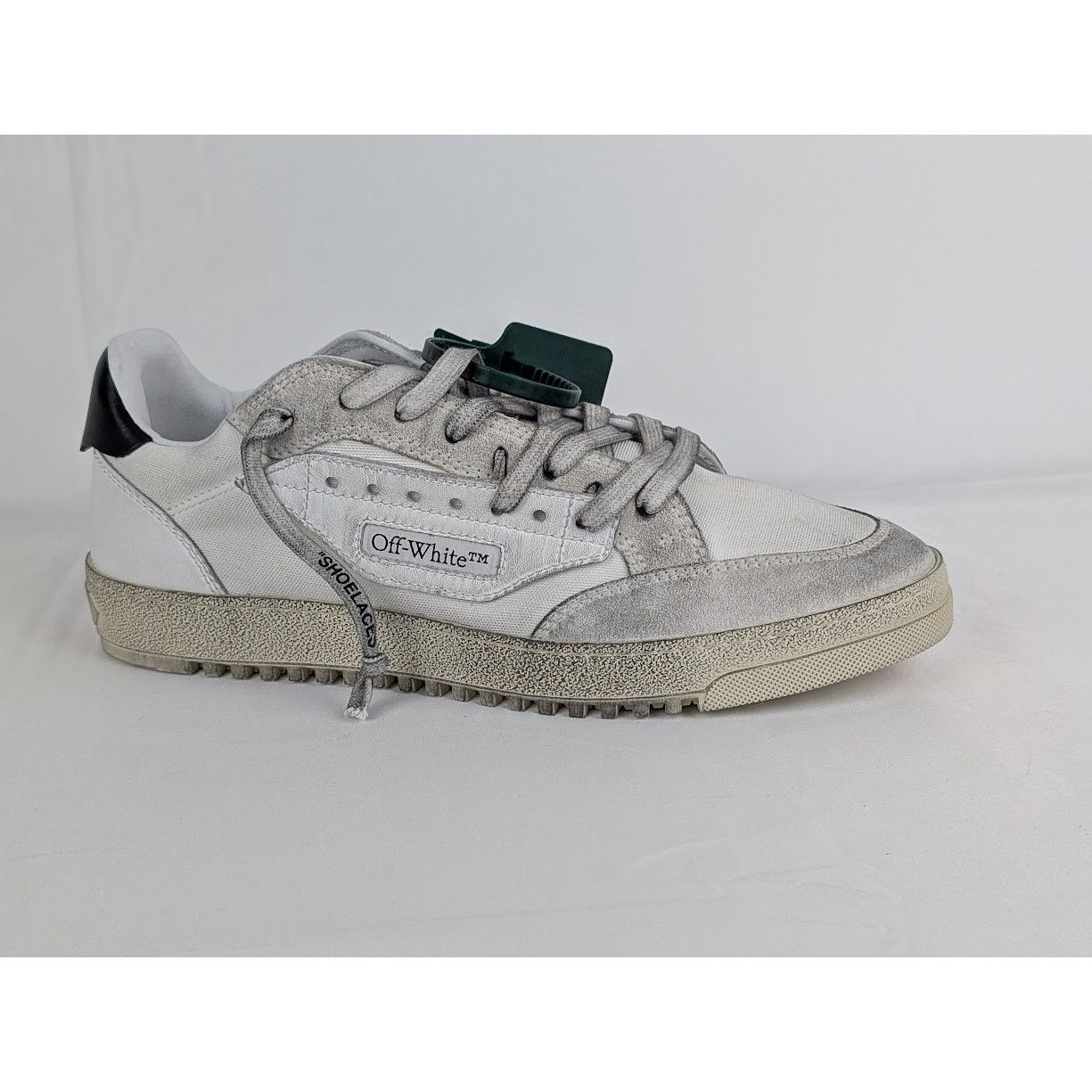 Off-White o1rshd1 Low-Top Sneakers in White Size US 8 / EU 41 - 1 Thumbnail