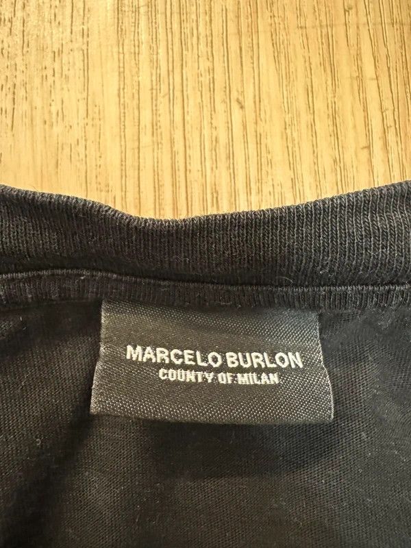Marcelo Burlon Marcelo Burlon Country of Milan Wolf Orange Black size M Size US M / EU 48-50 / 2 - 5 Thumbnail