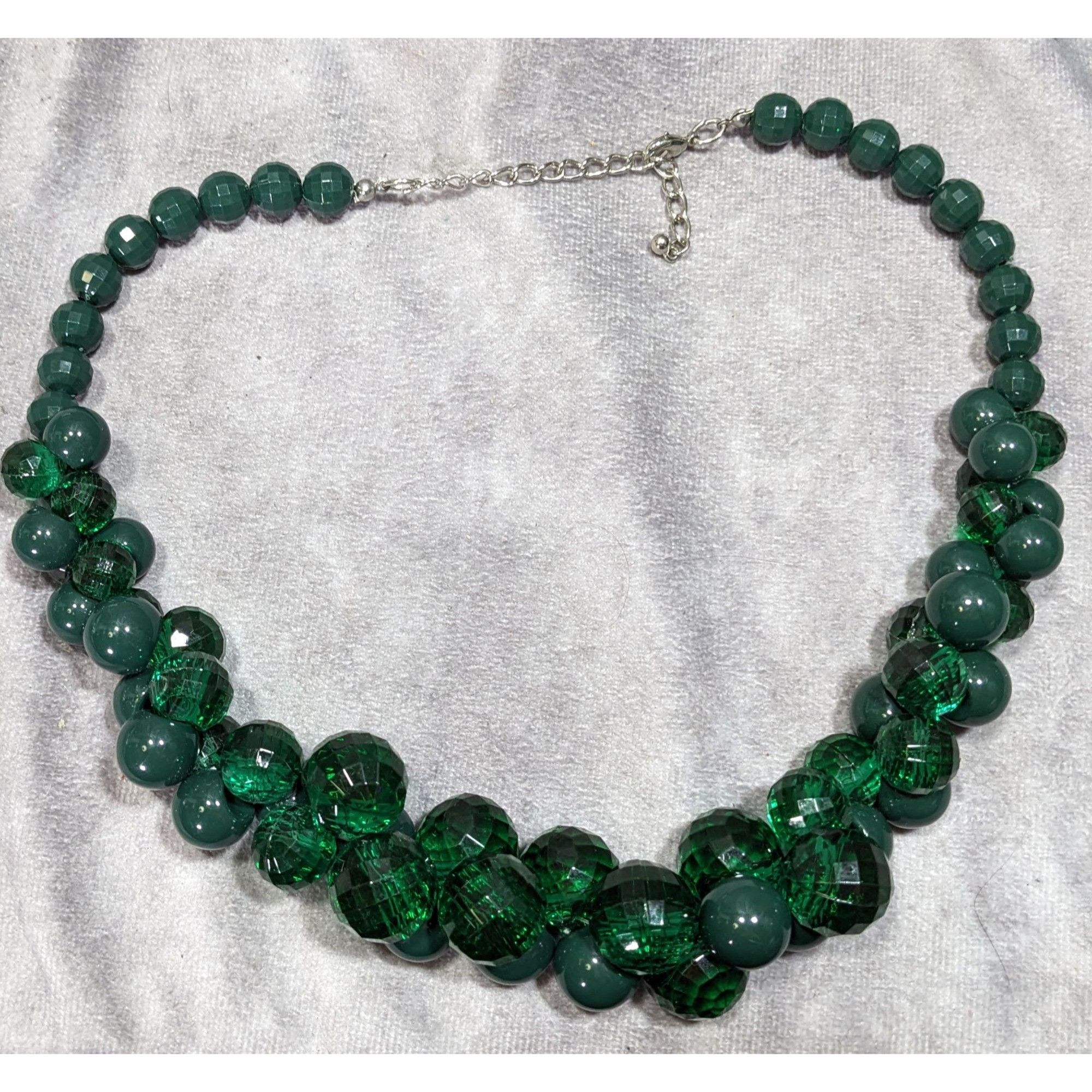 Other Chunky Cottagecore Green Beaded Torsade Necklace Size ONE SIZE - 5 Thumbnail
