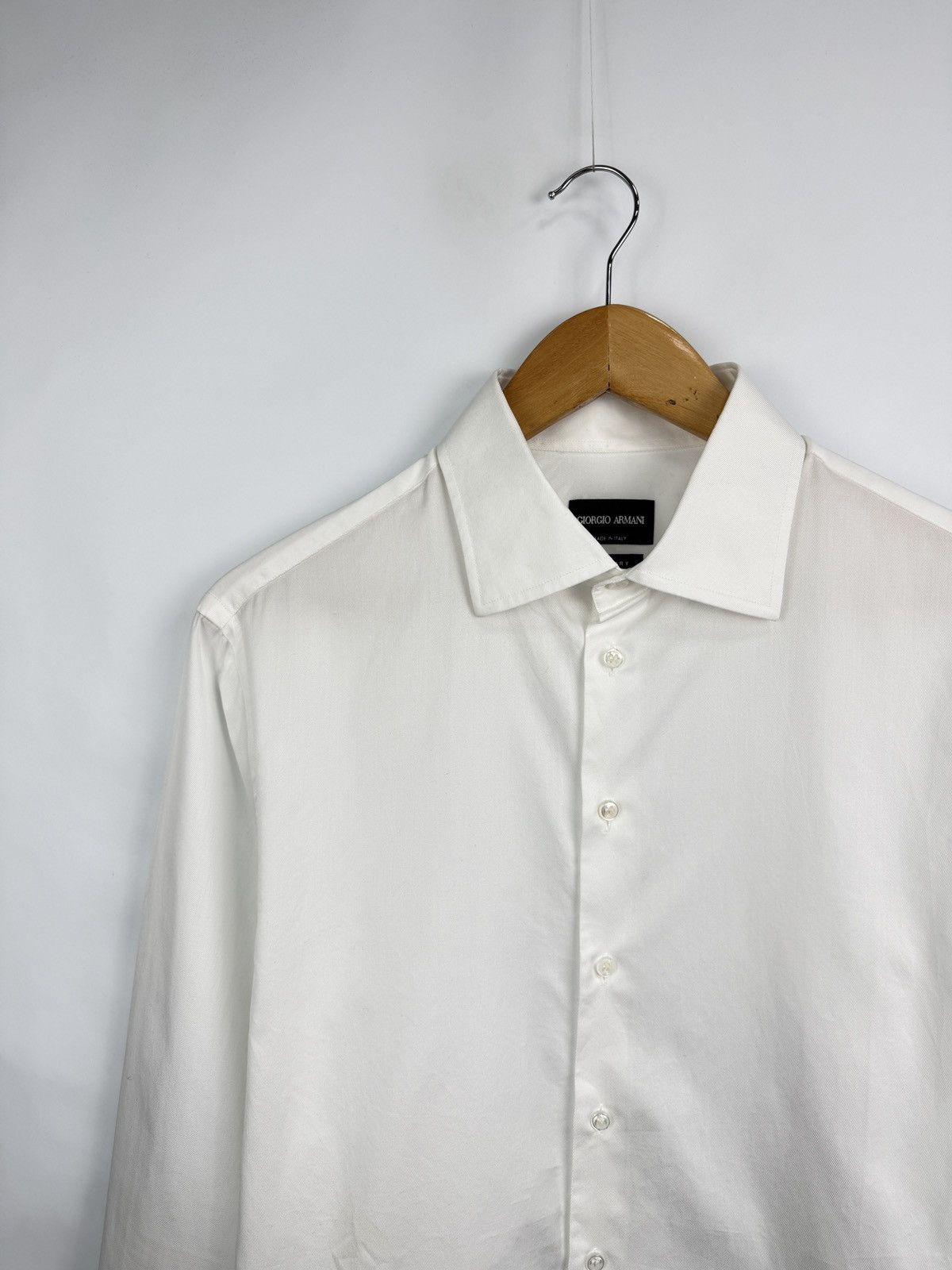 Giorgio Armani 🇮🇹 Giorgio Armani Luxury Button Up Shirt Made in Italy Rare Size US M / EU 48-50 / 2 - 4 Thumbnail