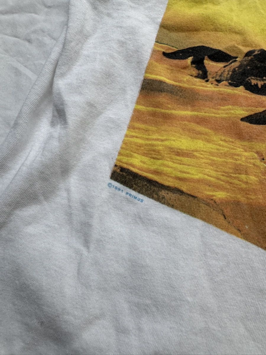 Band Tees Vintage 90s Primus Sailing The Sea Of Cheese Tee Thrashed Size US XL / EU 56 / 4 - 4 Thumbnail
