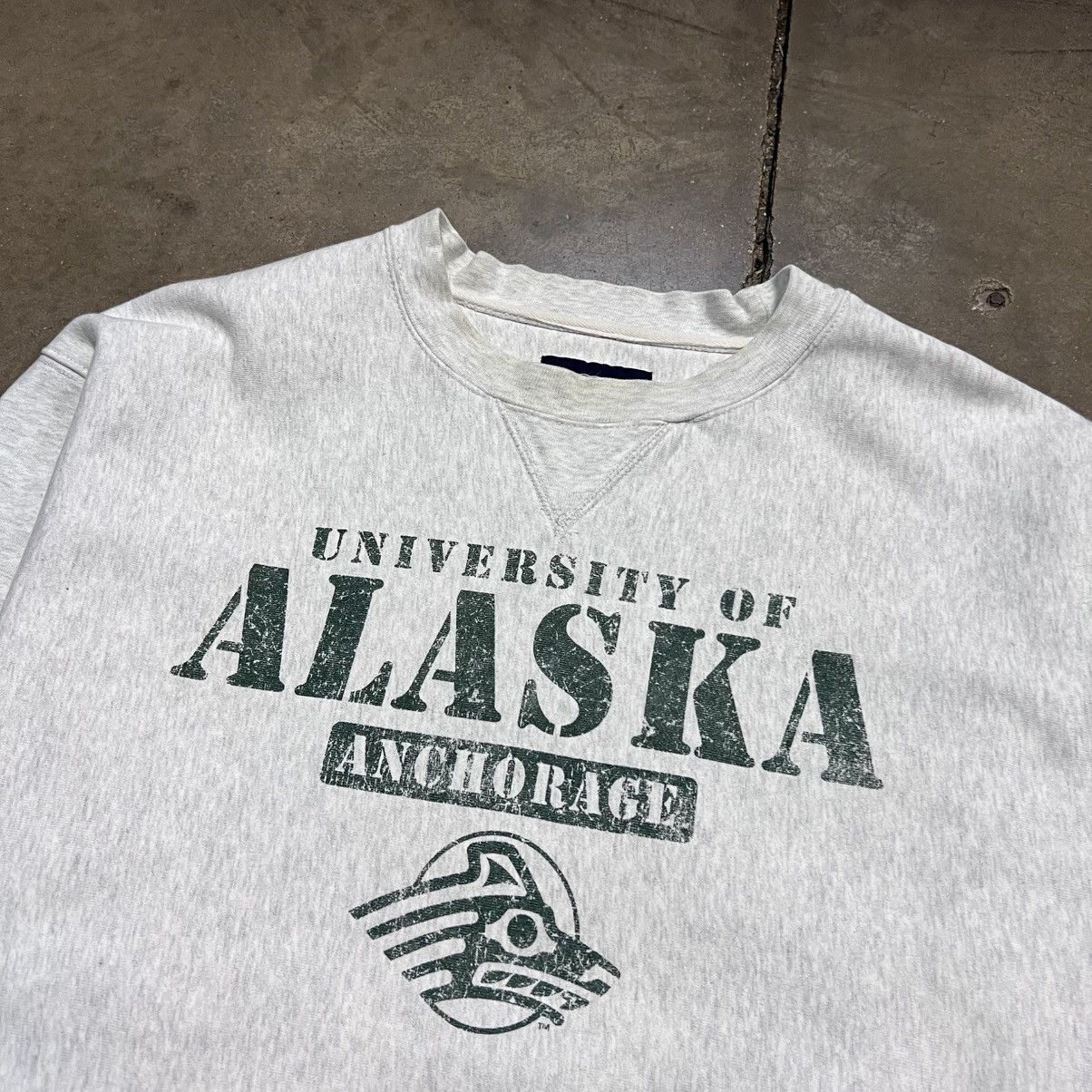 Jansport × Vintage Vintage University of Alaska Anchorage Seawolves Sweatshirt Size US L / EU 52-54 / 3 - 9 Thumbnail