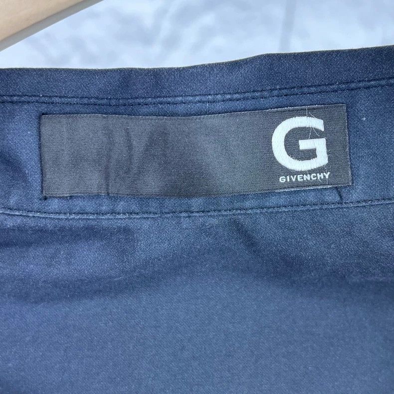 Givenchy Givenchy Sise38 Black water-based gradient collar long-slee Size US M / EU 48-50 / 2 - 3 Thumbnail