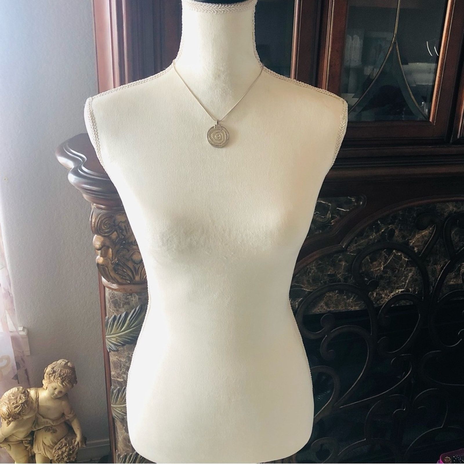 Vintage Vintage antique silver swirl pendant on chain necklace Size ONE SIZE - 6 Thumbnail