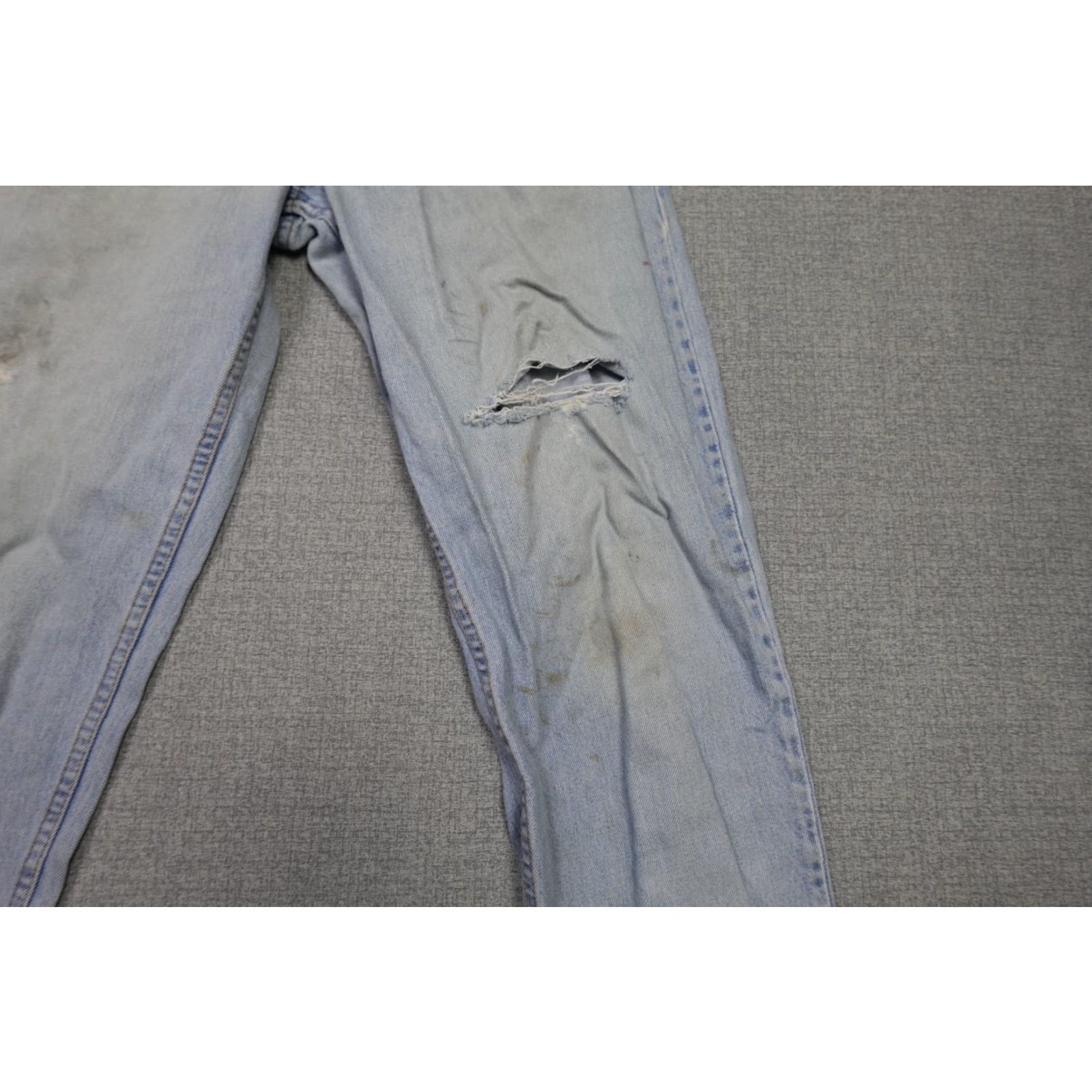 Levi's VINTAGE Levi's 560 Jeans Men 32x34 Blue Baggy Light Denim Loose Fit Tapered Leg Size US 32 / EU 48 - 5 Thumbnail