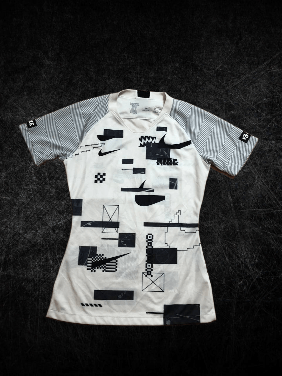 Nike Nike Women's Dri-FIT Crew-Neck SHORT Sleeve Football Top Size XS / US 0-2 / IT 36-38 - 1 Thumbnail