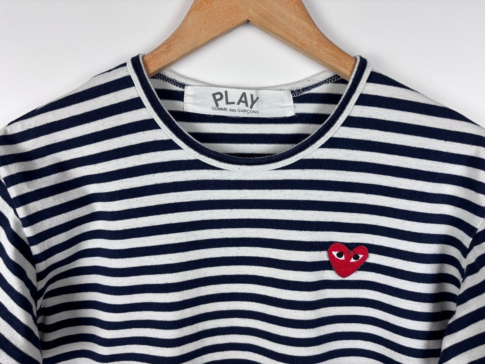 Comme des Garcons PLAY Comme Des Garcons Play Striped T-Shirt White Blue Size ~M Size M / US 6-8 / IT 42-44 - 2 Thumbnail