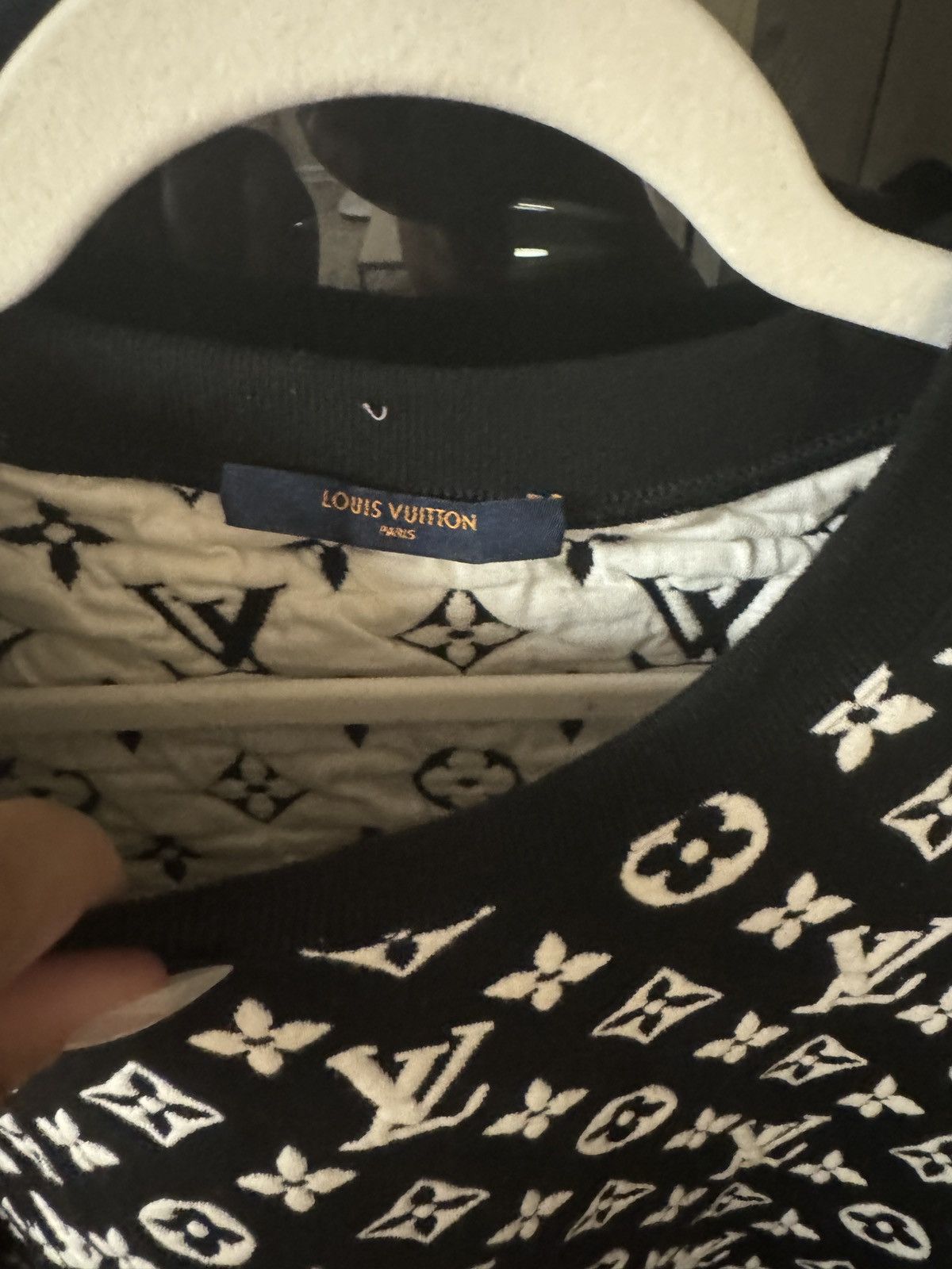 Louis Vuitton Louis Vuitton Monogram Crewneck Size US M / EU 48-50 / 2 - 4 Thumbnail