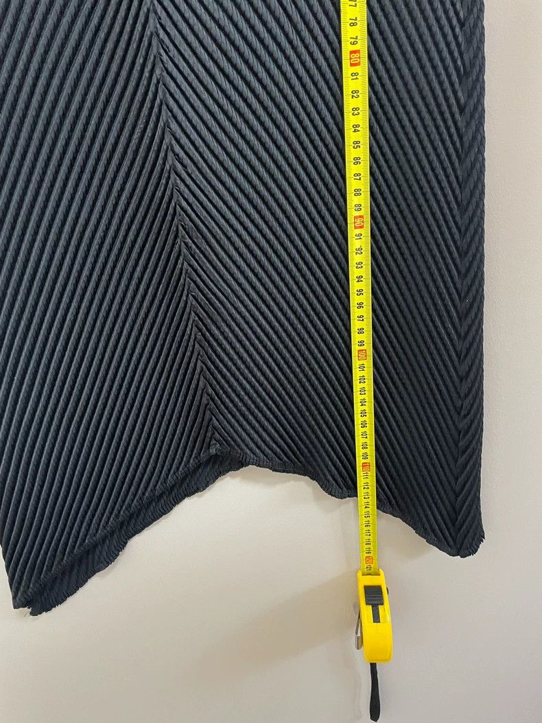 Issey Miyake Issey Miyake Black fishtail dress Size M / US 6-8 / IT 42-44 - 4 Thumbnail