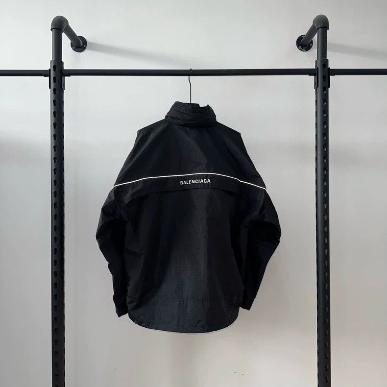 Balenciaga Balenciaga Front and back embroidered logo half zip ski jac Size US S / EU 44-46 / 1 - 2 Thumbnail