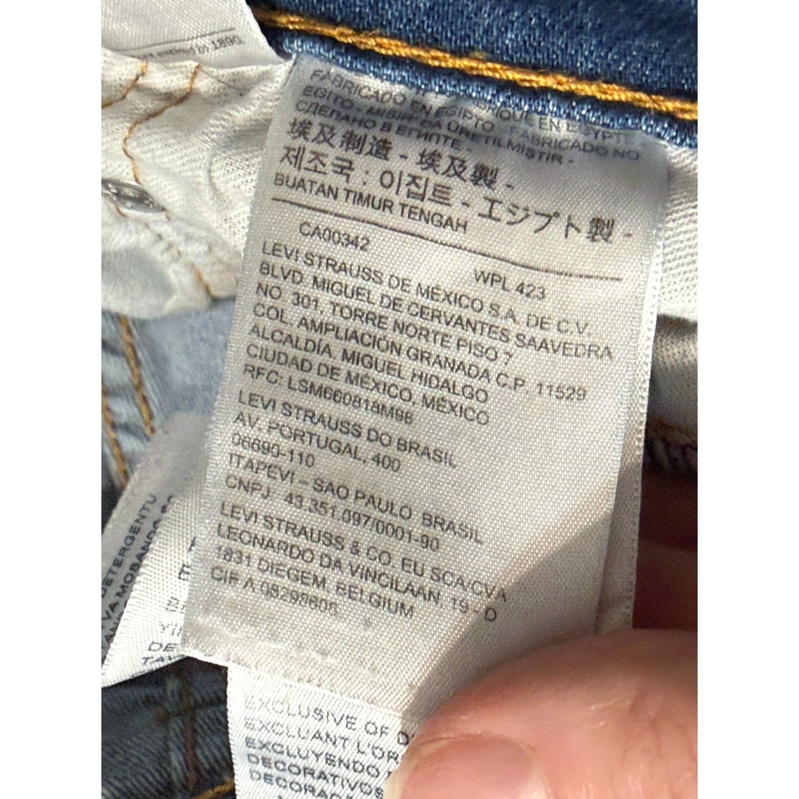 Levi's Levi's Jeans Men 33x34 Blue Denim Straight Leg Mid Rise 5-Pocket Design Cotton Jeans Material Pockets Regular Fit Zip 31 Inseam Size US 33 - 5 Thumbnail