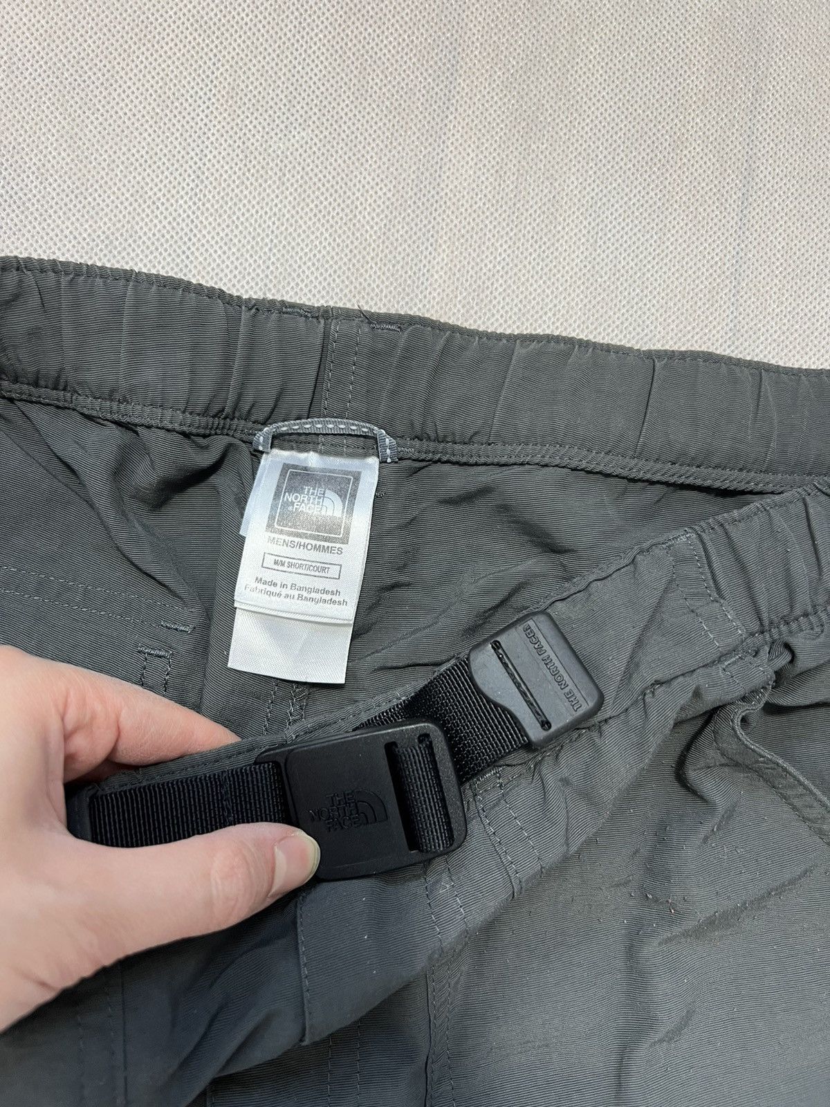 The North Face The North Face TNF cargo pants / shorts with detachable legs Size US 32 / EU 48 - 2 Thumbnail