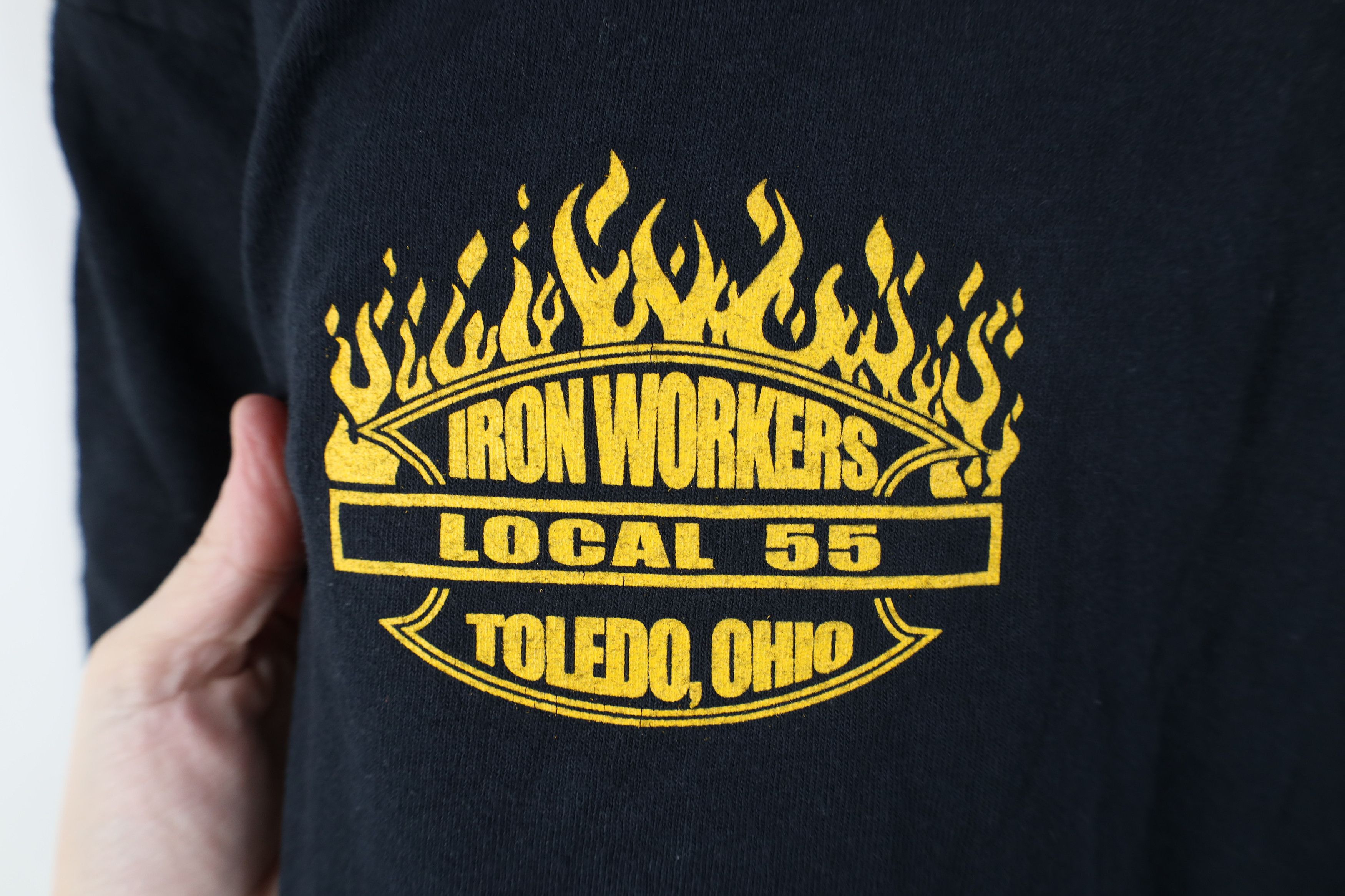 Vintage Vintage 90s Iron Workers Union Fire Flames T-Shirt Black USA Size US XL / EU 56 / 4 - 4 Thumbnail