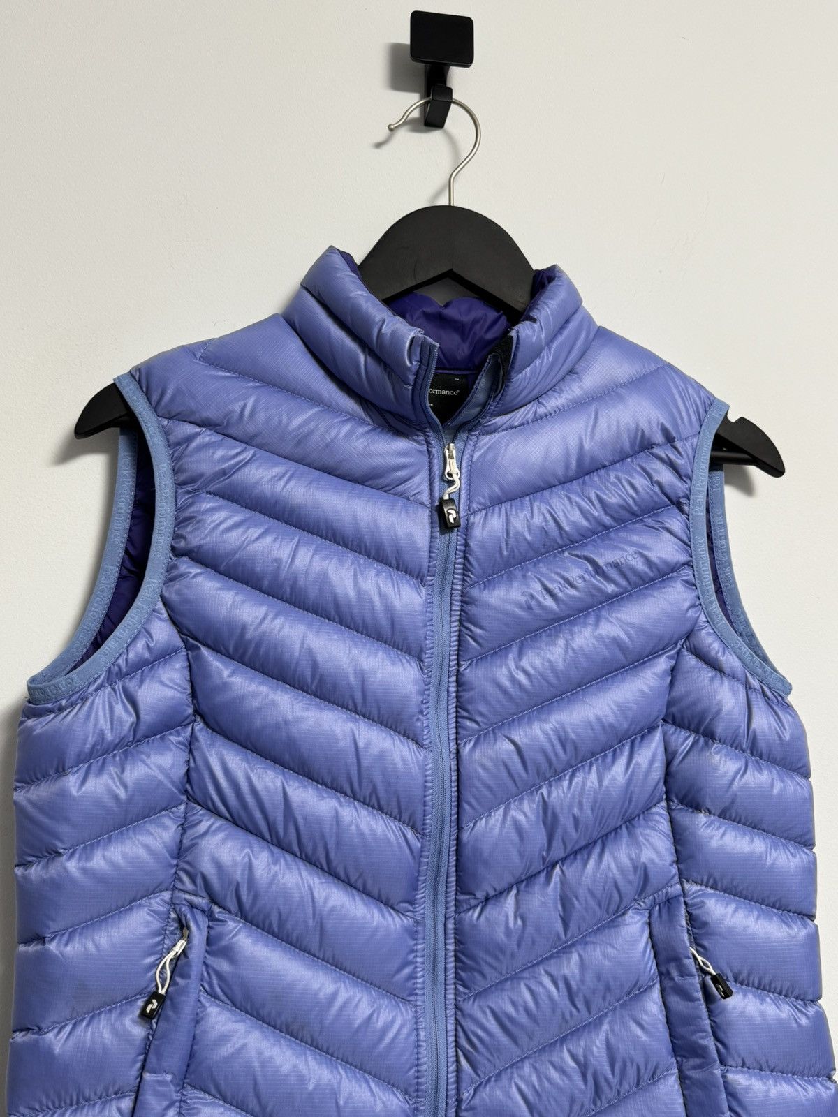 Peak Performance Peak Performance Vest Women’s sttle Hype Size M / US 6-8 / IT 42-44 - 2 Thumbnail