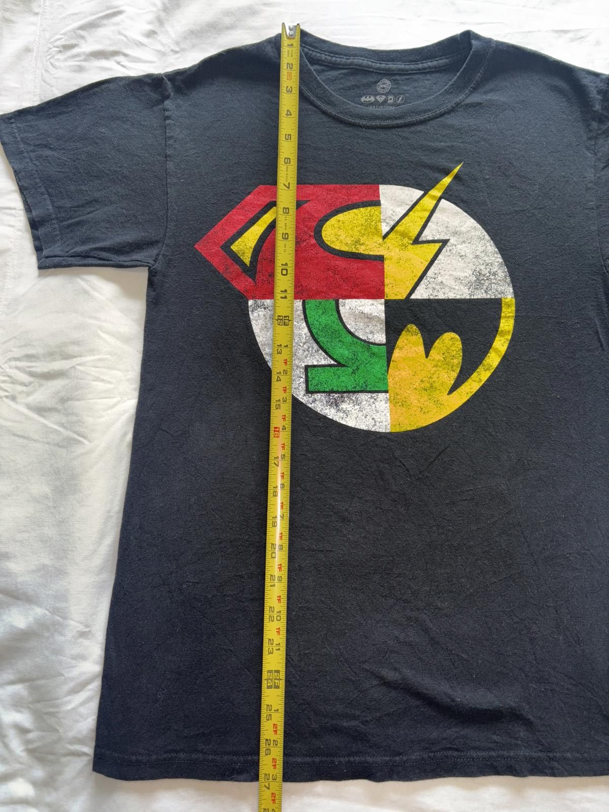 DC Comics Classic DC Superheroes Logo T-Shirt - Black Size US S / EU 44-46 / 1 - 8 Thumbnail