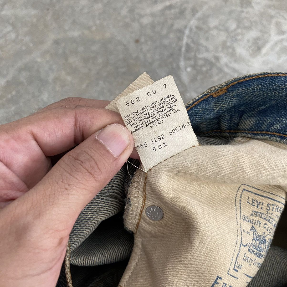 Levi's Thrashed! Vintage 90’s Levis 501 Big E Selvedge Jeans Size US 32 / EU 48 - 25 Thumbnail