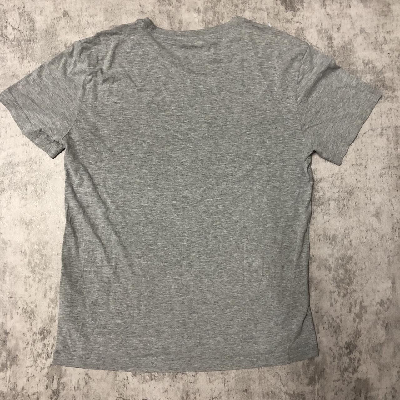 Levi's Grey Levi's graphic tee with moose design #casualwear Size US M / EU 48-50 / 2 - 4 Thumbnail