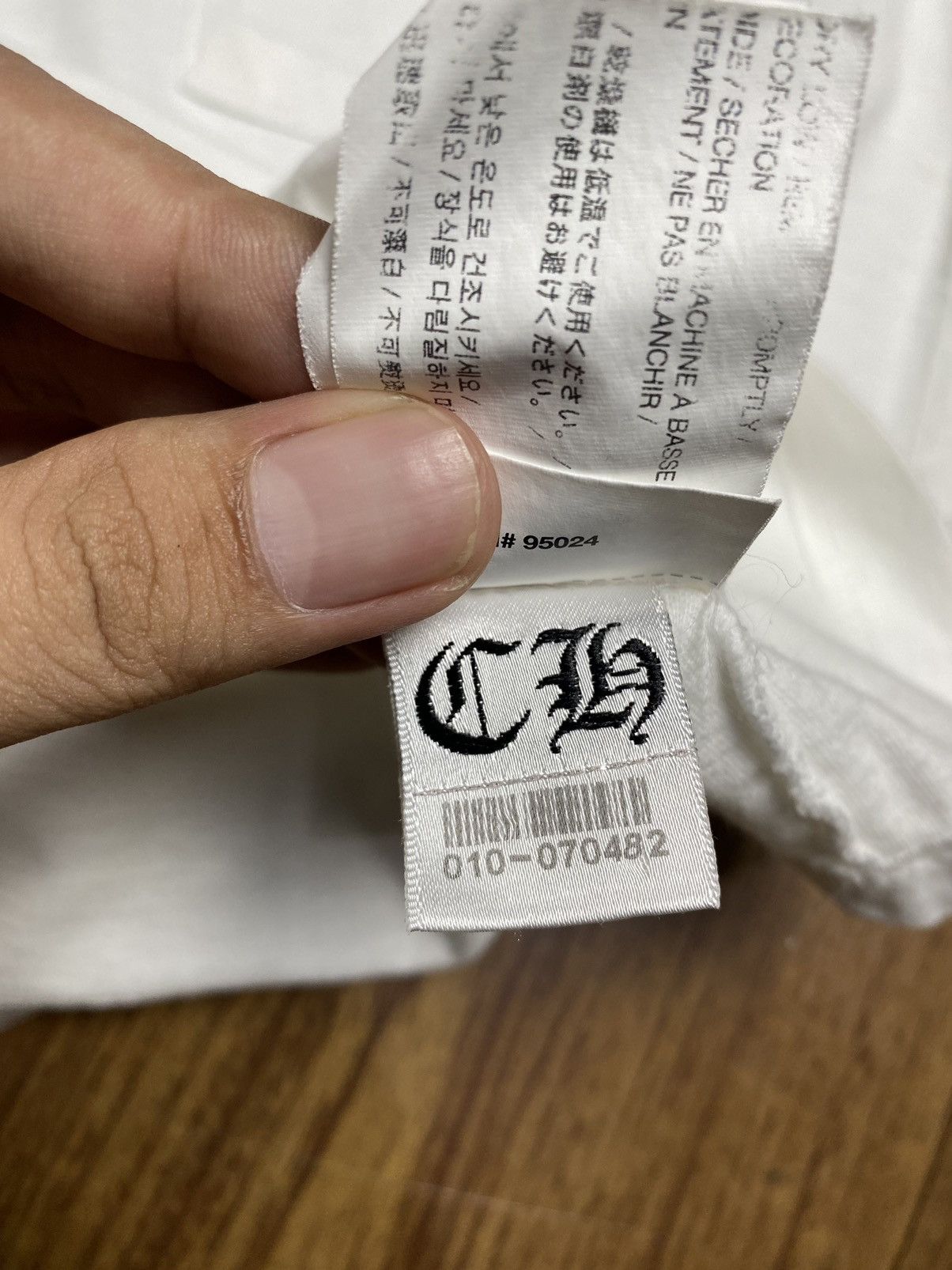 Chrome Hearts Chrome Hearts Big Cross Scroll Logo Pocket Tee Size US M / EU 48-50 / 2 - 10 Thumbnail