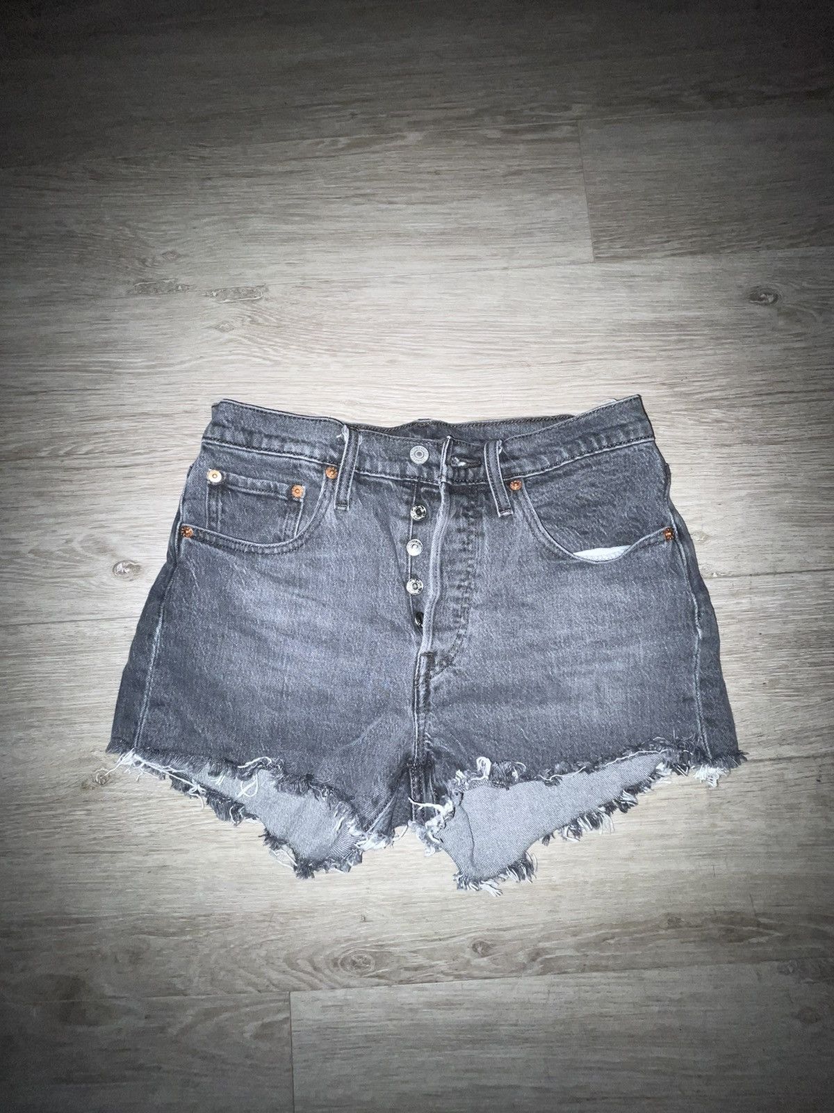 Levi's Vintage 501 Original Levi’s Cutoff Jean Shorts Size 26" / US 2 / IT 38 - 1 Thumbnail