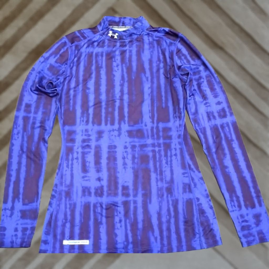 Under Armour Under Armour T-Shirt Women Crew Neck Polyester Purple Size M Long Sleeve Geometric Basic Top Clothing Size M / US 6-8 / IT 42-44 - 1 Thumbnail