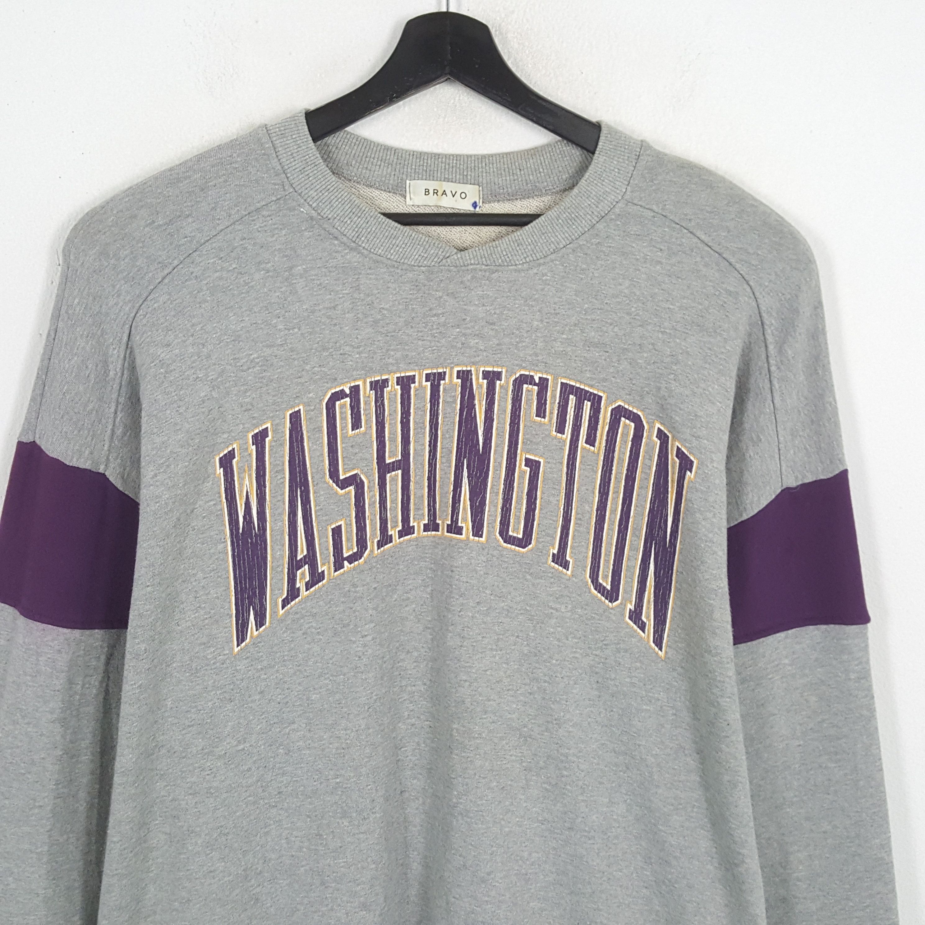 NFL × Vintage WASHINGTON HUSKIES American Football Team Sweatshirt Size US XL / EU 56 / 4 - 4 Thumbnail