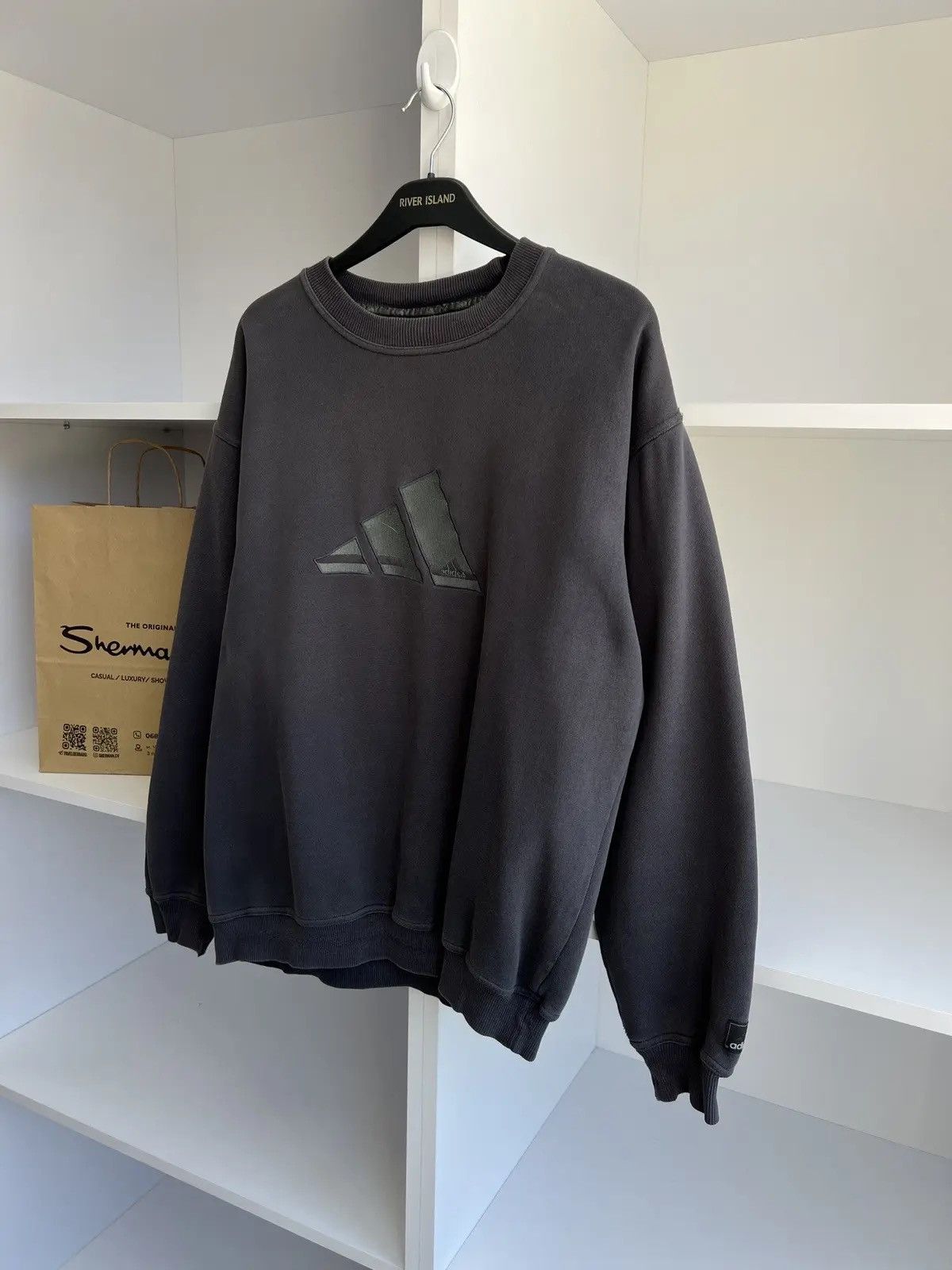 Adidas × Vintage Vintage Adidas Embroidered Logo sweatshirt Size US M / EU 48-50 / 2 - 4 Thumbnail