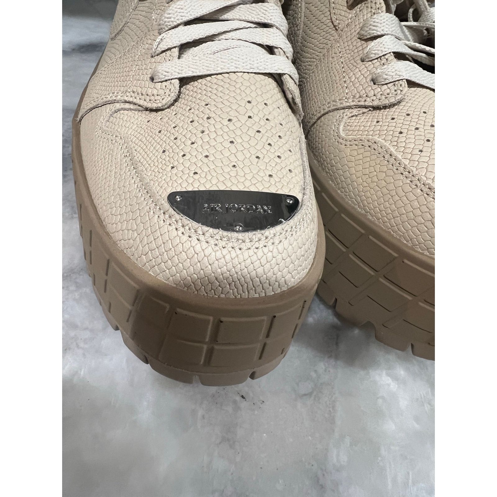Nike Nike Air Jordan 1 Brooklyn Low Desert Camo HF3184-200 sZ 9 Size US 9 / IT 39 - 2 Thumbnail