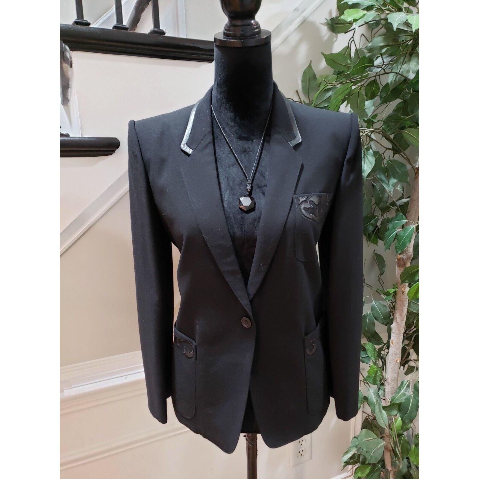 Other DIANA Long Sleeve Single Breasted One Button Blazer Size M Size M / US 6-8 / IT 42-44 - 1 Thumbnail