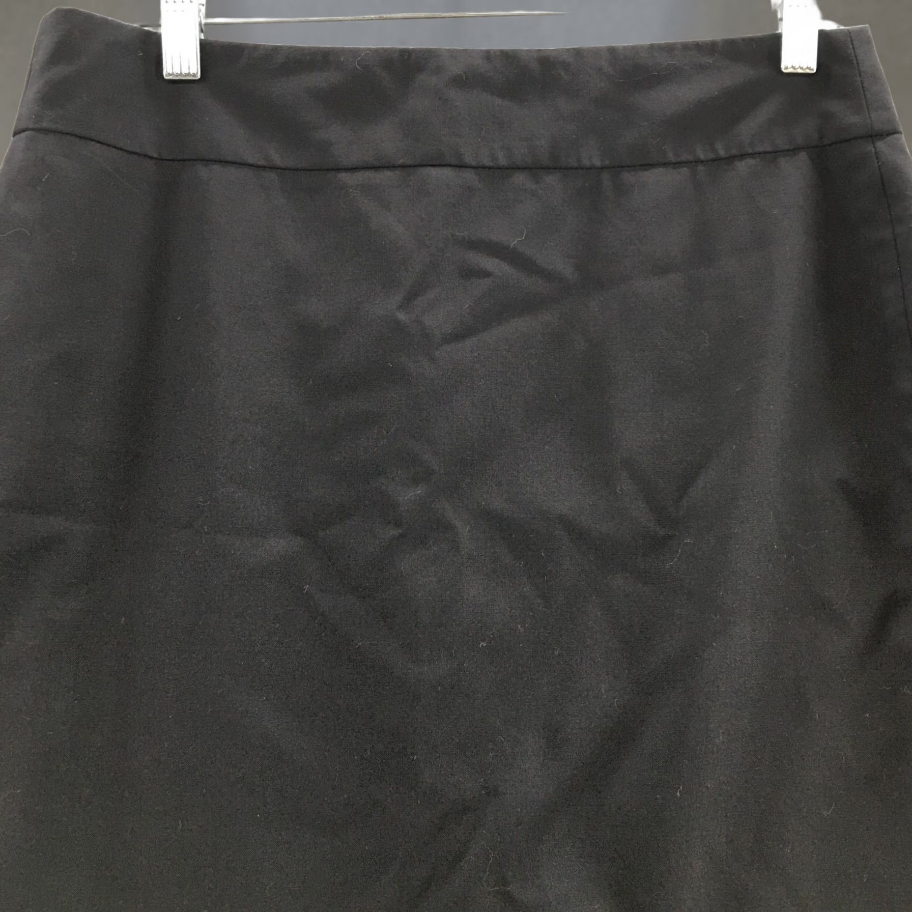 Banana Republic Banana Republic Straight & Pencil Skirt Womens 8P Black Casual Knee Length Skirt 31x21 Petite Womens Size 8P Slit Stretch Vintage No Size 30" / US 8 / IT 44 - 1 Thumbnail