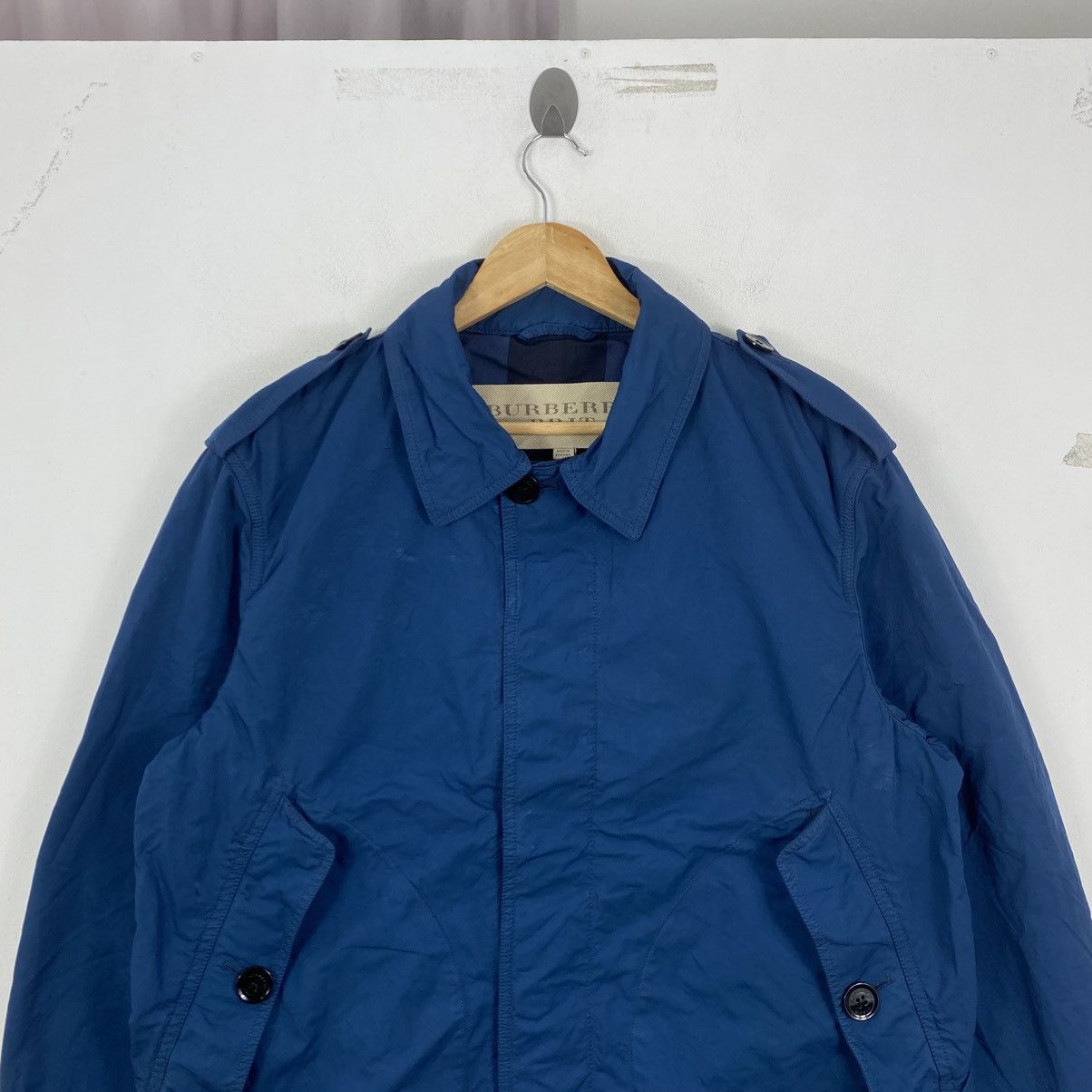 Burberry Burberry Brit Navy Field Jacket Nova Check Lining Size L Size US L / EU 52-54 / 3 - 3 Thumbnail