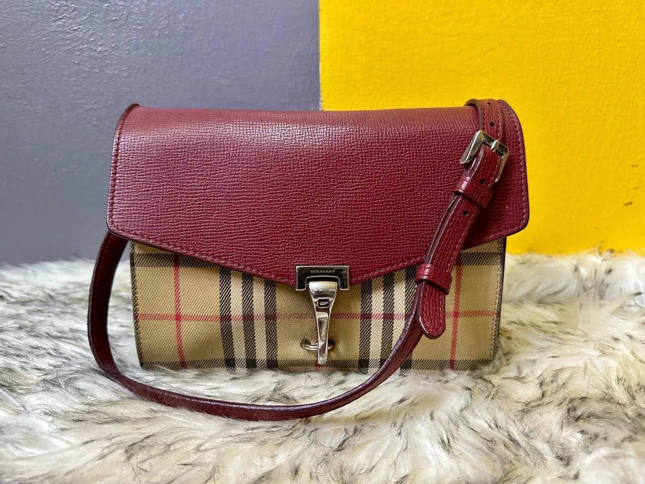 Authentic Burberry Macken Vintage Check Crossbody Bag in Brown, Women's