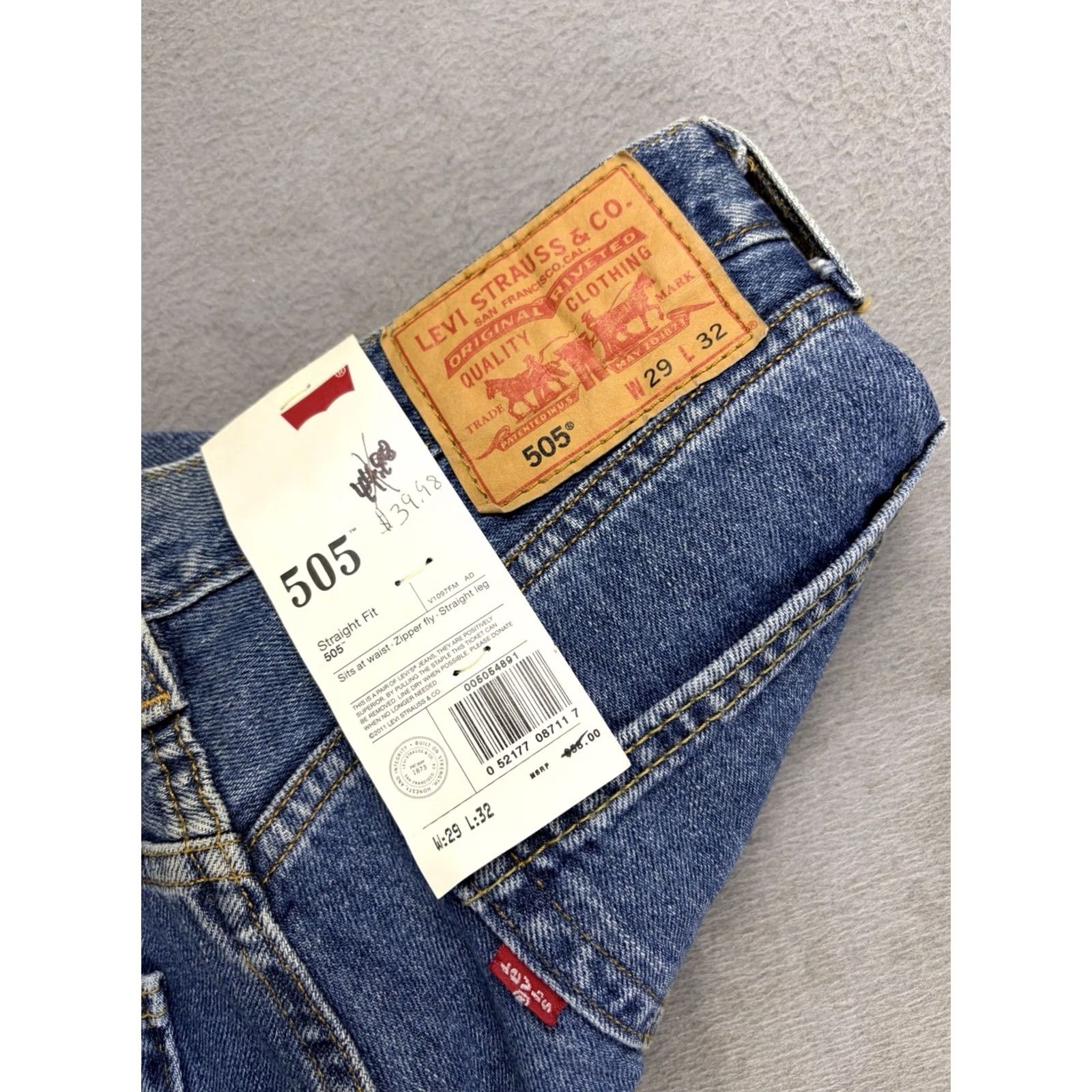 Levi's VINTAGE Levi's 505 Jeans Men Size 29x32 Blue Denim Wash Straight Leg Fit NEW Size US 29 - 5 Thumbnail