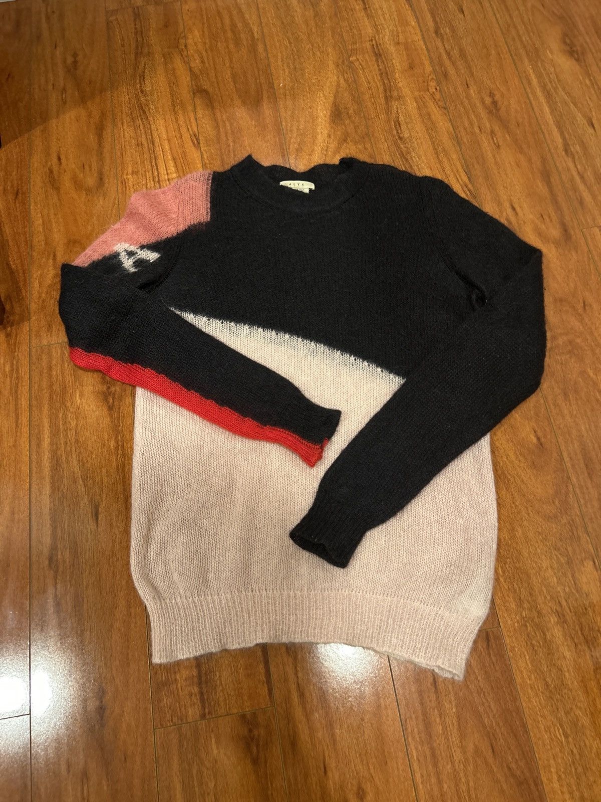 1017 ALYX 9SM 1017 ALYX 9SM Mohair Abstract Knit Sweater Size US S / EU 44-46 / 1 - 4 Thumbnail