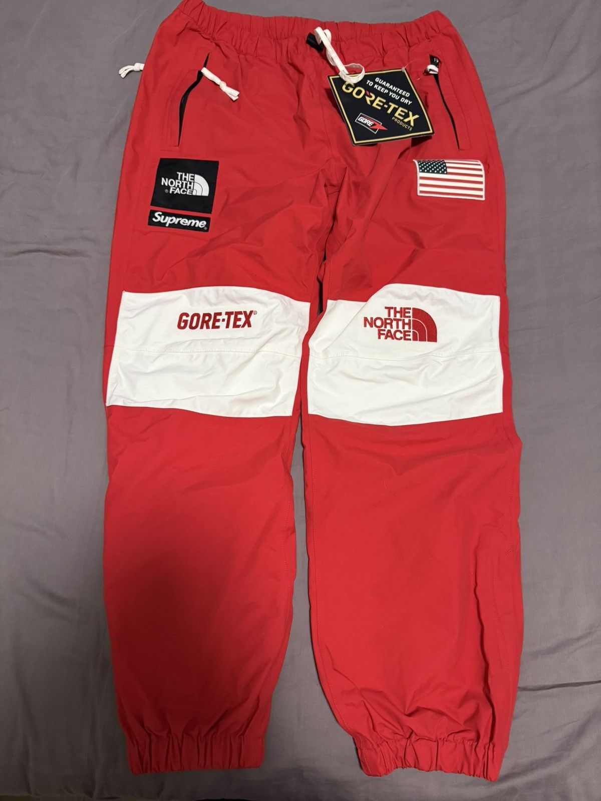 Supreme × The North Face Supreme the north face trans Antarctica expedition flag pant Size US 34 / EU 50 - 1 Thumbnail