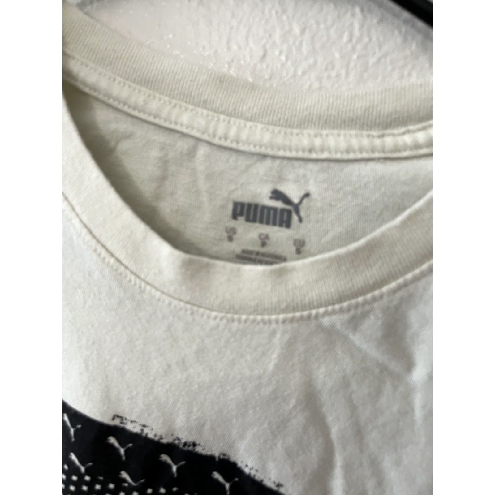 Puma PUMA Shirt Mens Small White Short Sleeve Basic Graphic Logo Tee Crew Neck Cotton T-Shirt Sports Logo Mens Small White Graphic Tee Size US S / EU 44-46 / 1 - 3 Thumbnail