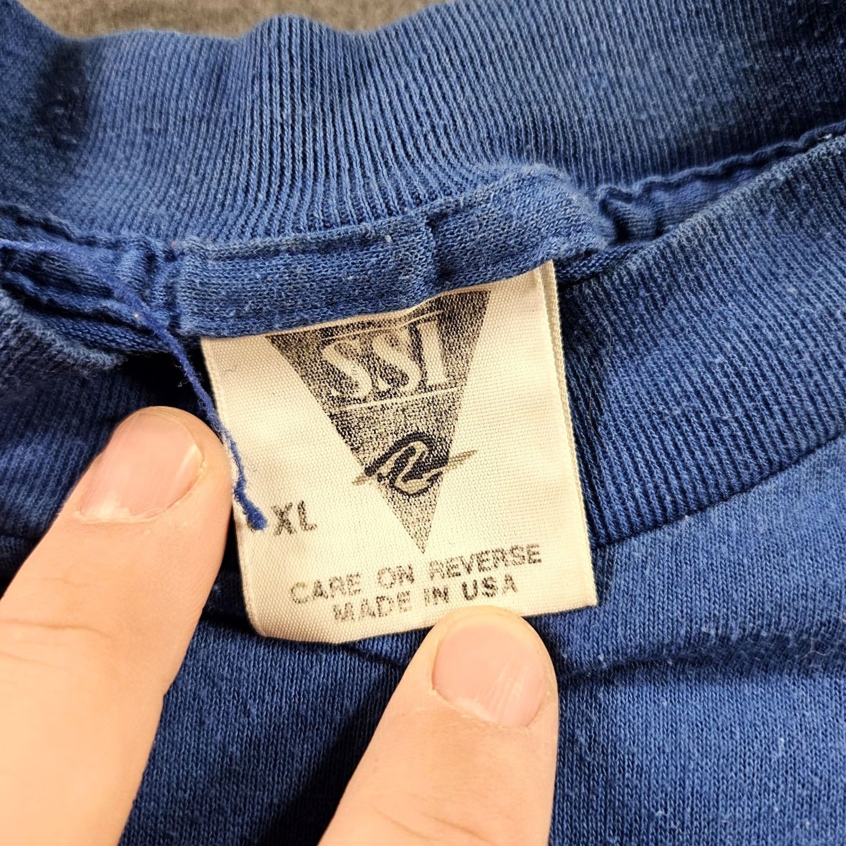 Vintage Vintage SSI Waterhole Golf Cartoon Graphic Mens XL Blue Shirt Size US XL / EU 56 / 4 - 5 Thumbnail