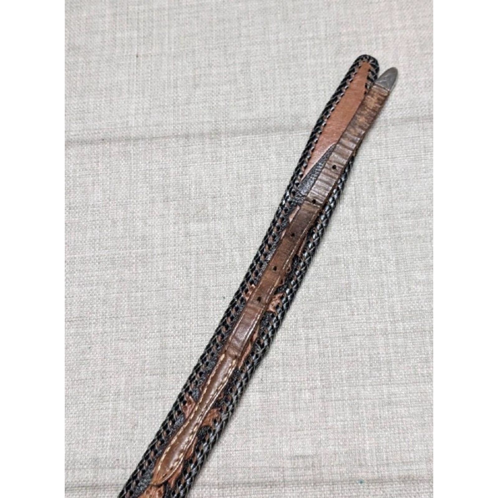 Vintage VINTAGE handcrafted western belt Unisex Adults 28 cowhide leather Tooled Brown 1-1/4" width 34.5" length 26-30 holes Mens Womens Size 28 - 6 Thumbnail
