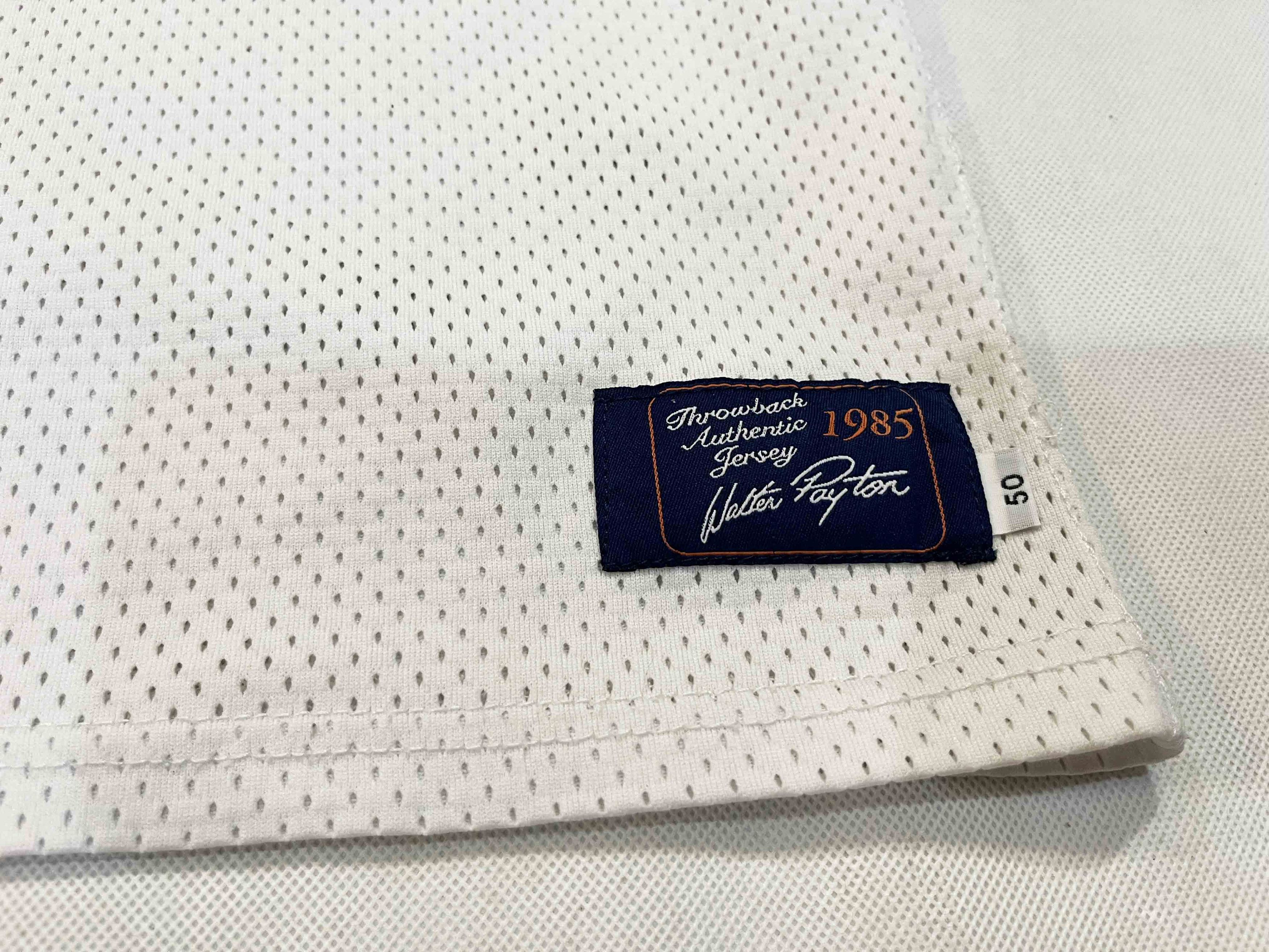 NFL Game Time Promotions NFL Chicago Bears PAYTON #34 Jersey Size US XL / EU 56 / 4 - 5 Thumbnail
