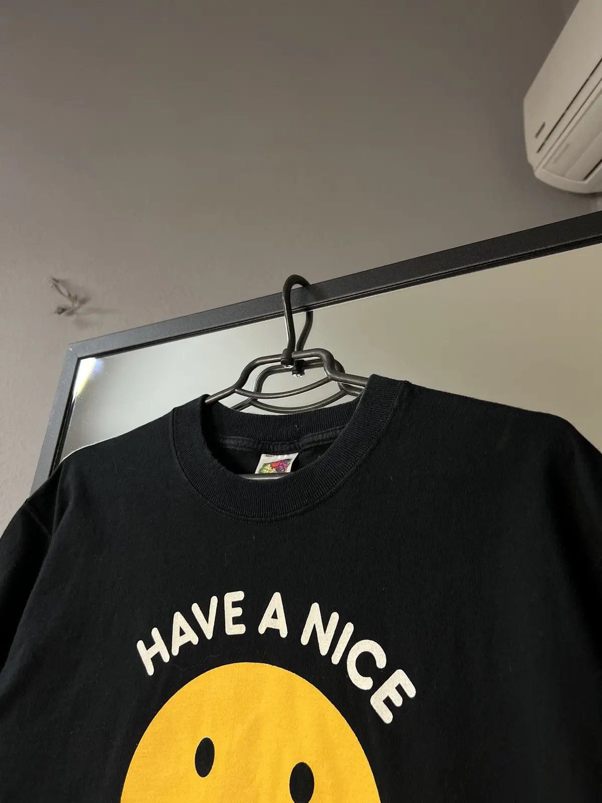 Vintage Vintage Y2K Have A Nice Day Fuck You Middle Finger Funny Tee Size US L / EU 52-54 / 3 - 2 Thumbnail