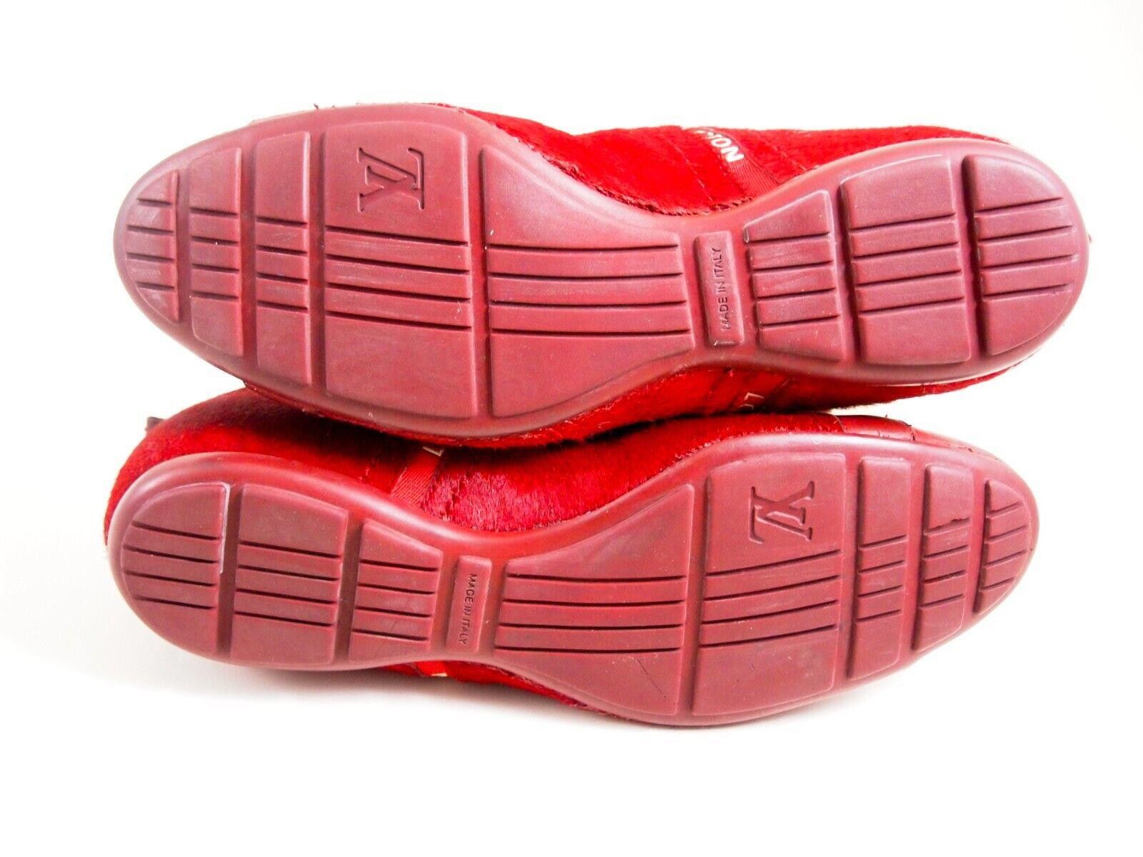Louis Vuitton LV Louis Vuitton Low Top Sneaker Red Calf Hair EU 37 US 7 Size US 7 / IT 37 - 6 Thumbnail