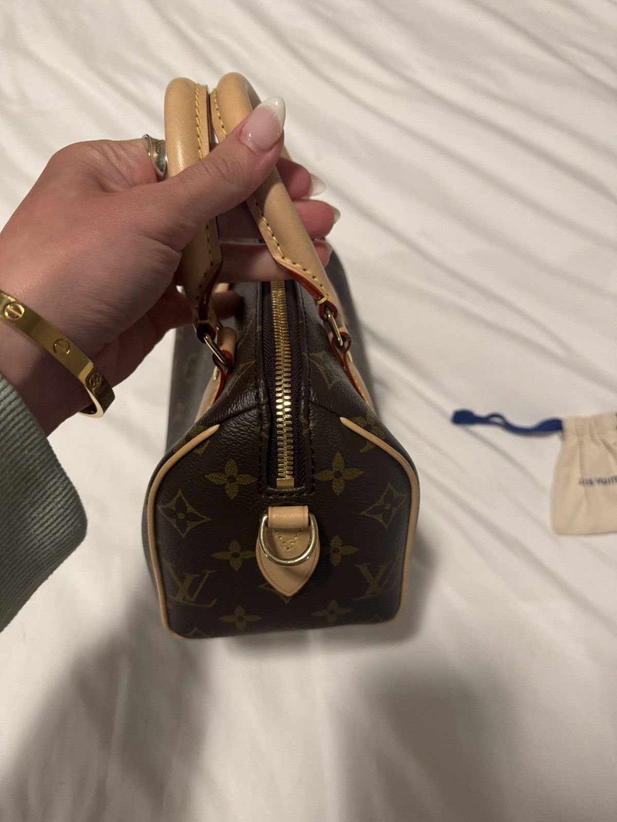 Louis Vuitton Speedy 20 - like new condition, used once, original tag+bags Size ONE SIZE - 8 Thumbnail