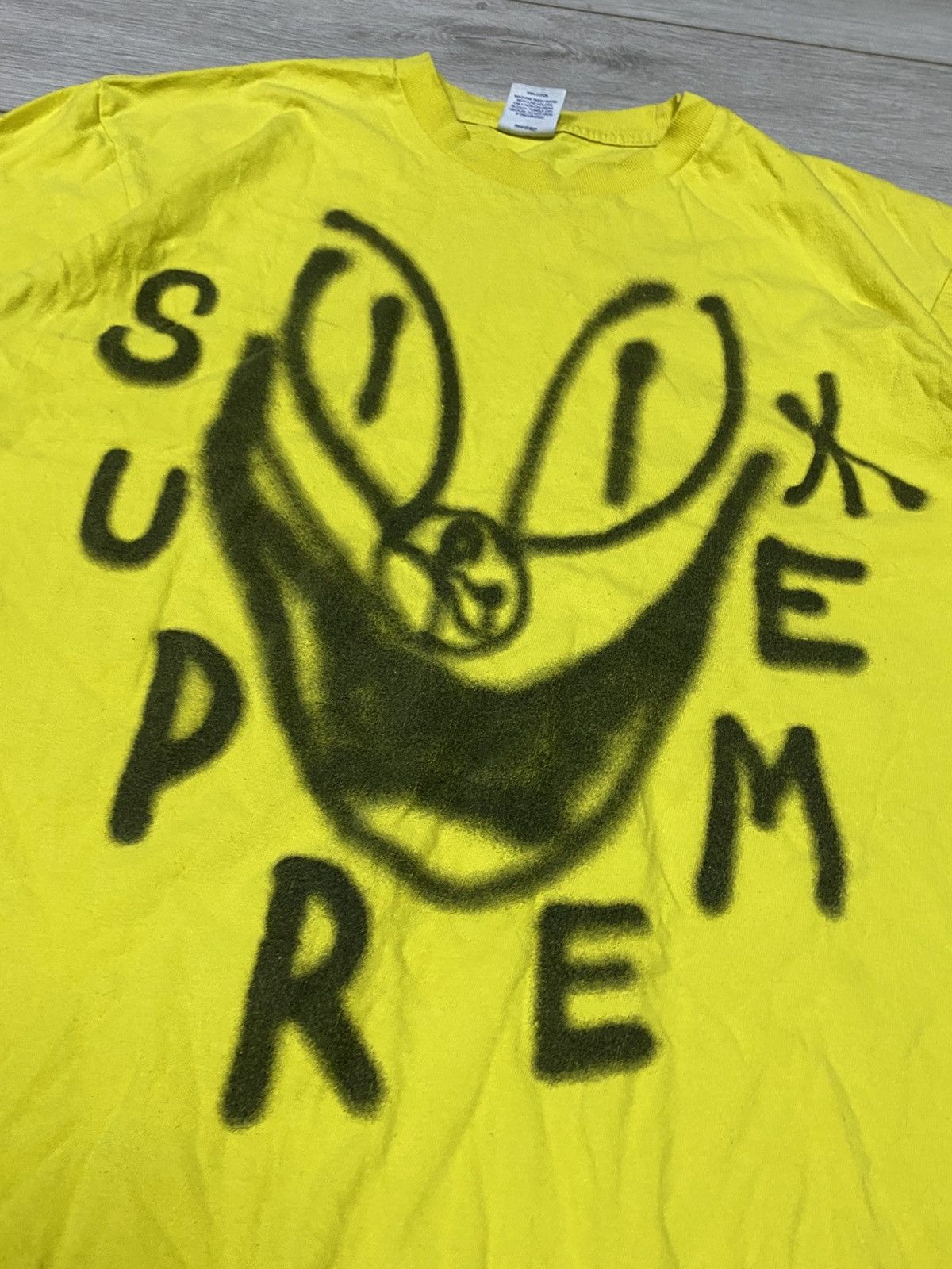 Supreme Yellow Smile Supreme Tee Size US L / EU 52-54 / 3 - 3 Thumbnail