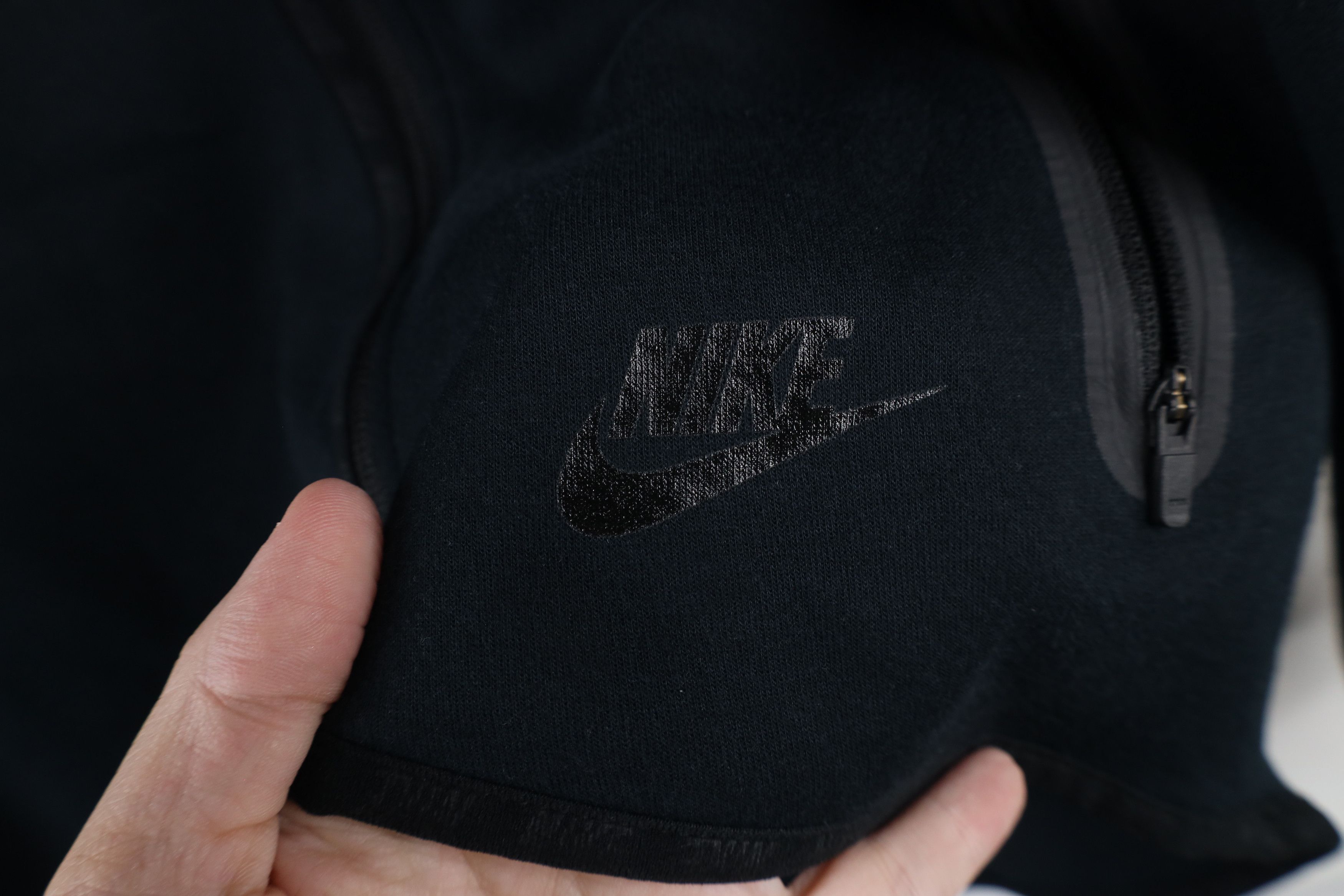 Nike × Vintage Nike Sportswear Tech Fleece Out Full Zip Hooded Cape Jacket Size S / US 4 / IT 40 - 4 Thumbnail