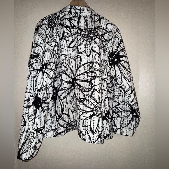 Other CJ Banks Black & White Floral Button-Front Jacket - Size XL Size XL / US 12-14 / IT 48-50 - 5 Thumbnail