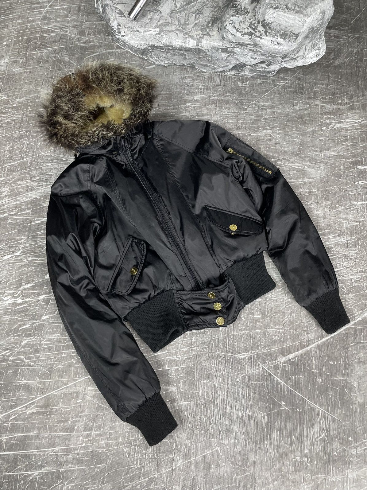 If Six Was Nine × Japanese Brand 2000s Fur Japanese Cropped Bomber Y2K Hysteric Glamour Style Size US S / EU 44-46 / 1 - 5 Thumbnail