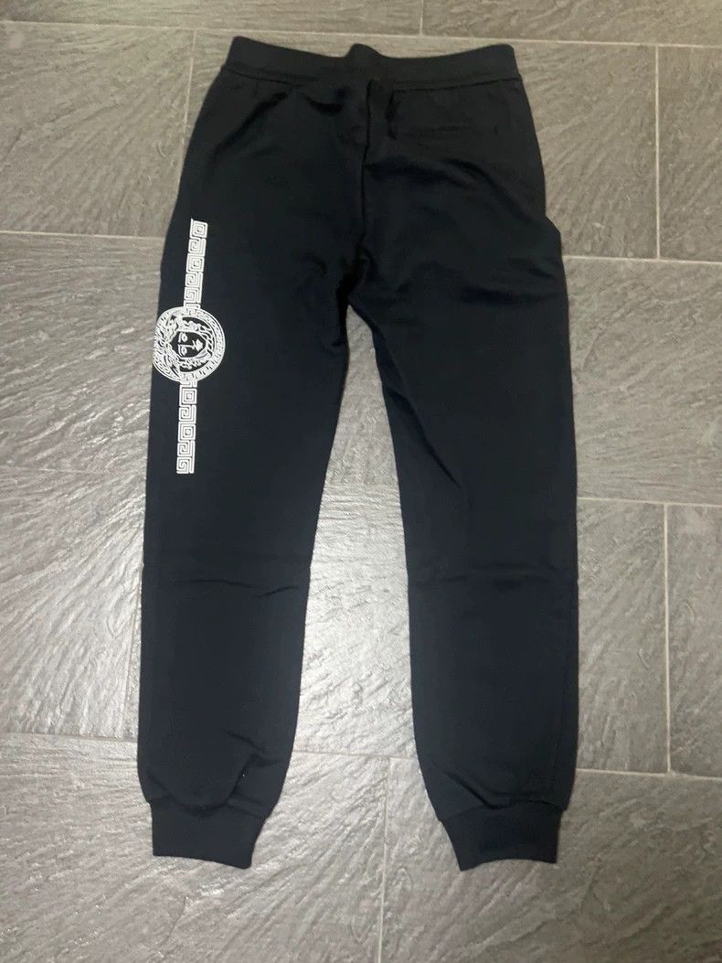 Versace Versace Side letter logo sports sweatpants Size US 40 / EU 56 - 2 Thumbnail