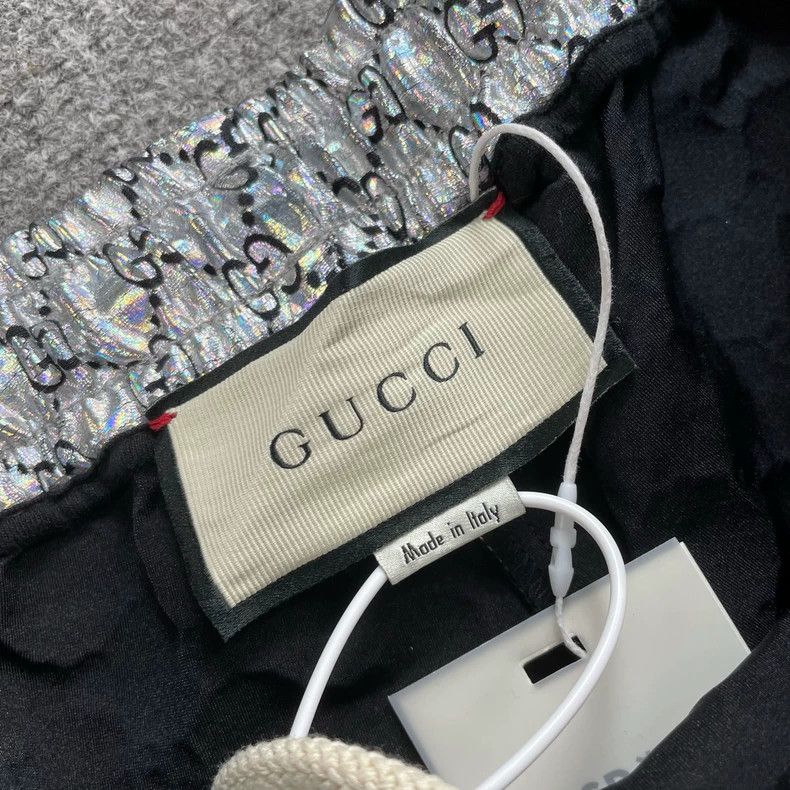 Gucci Gucci Size M Dazzling full-print double G old-fashioned sc Size US 32 / EU 48 - 4 Thumbnail