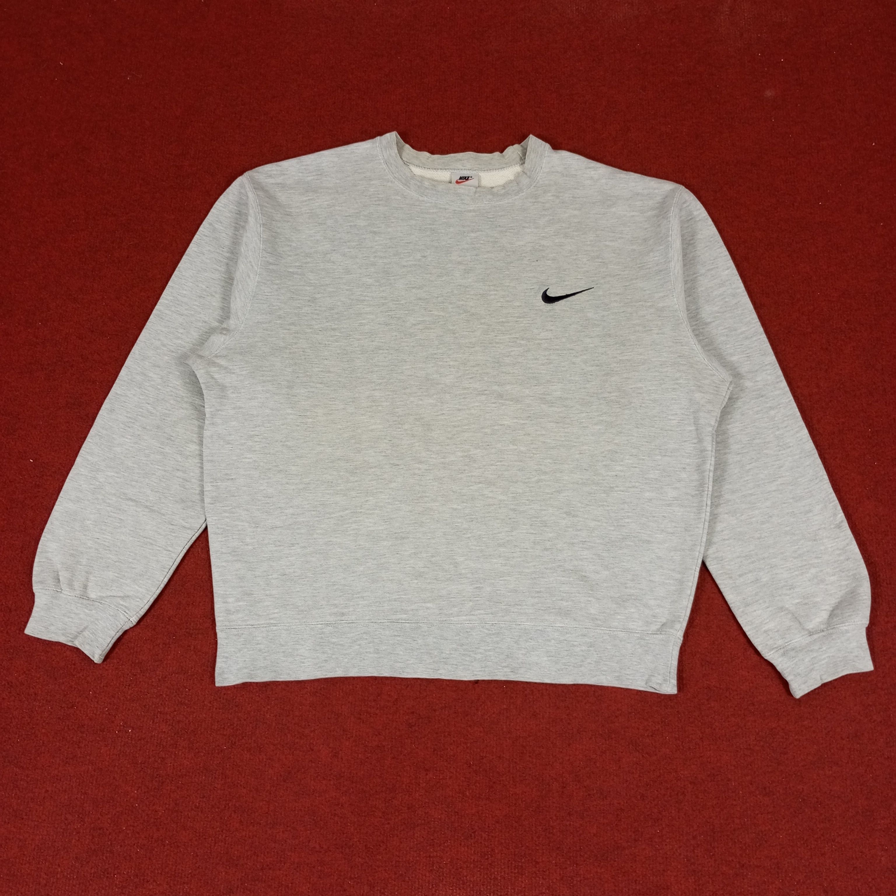 Nike × Vintage Nike Small Logo Design Vintage Sweatshirt Size US XL / EU 56 / 4 - 1 Thumbnail