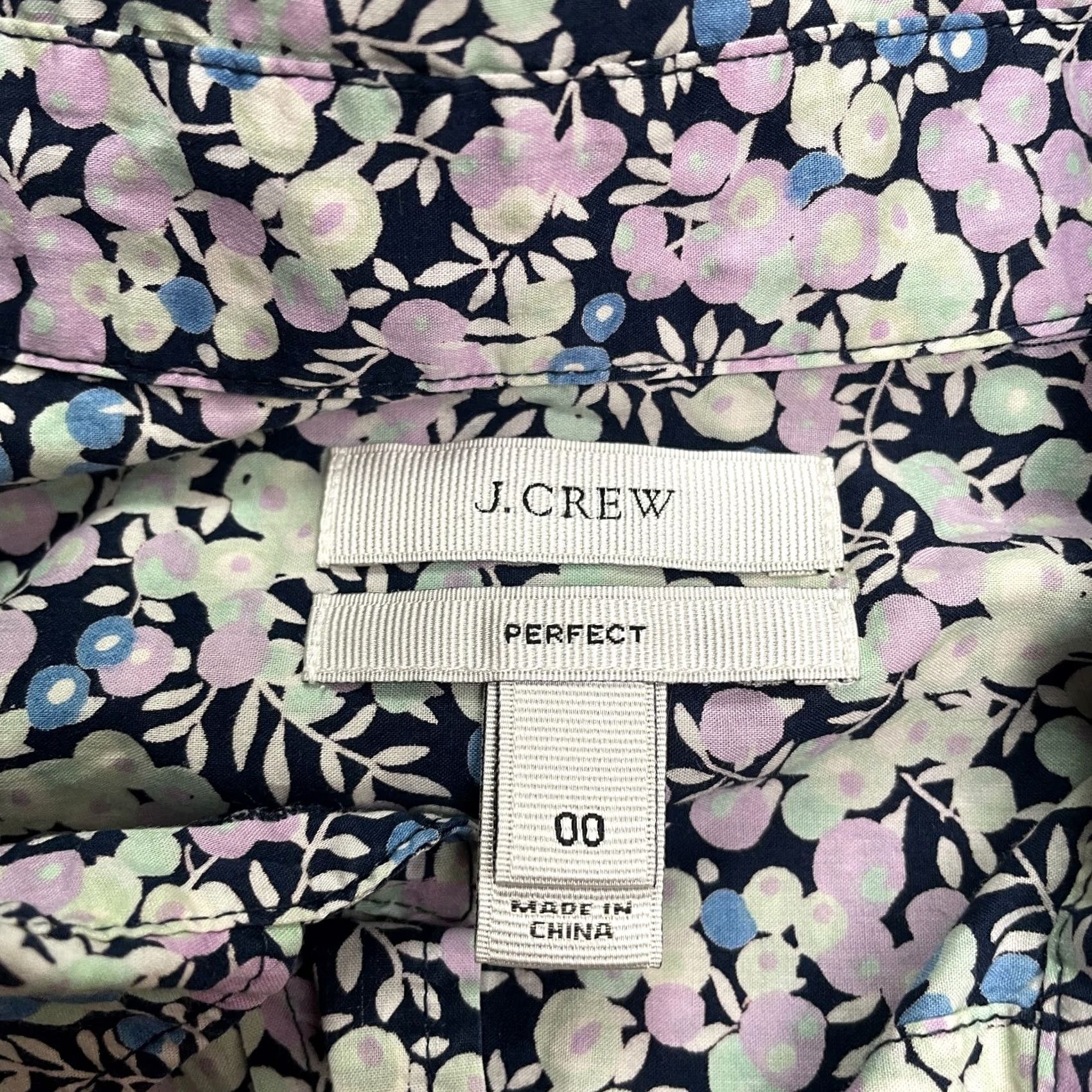 J.Crew J.CREW Floral Shirt Womens 00 Multicolor Button-Down Long Sleeve Top Bohemian, Classic, Designer, Tropical Boys Womens Size XXS / US 00 / IT 34 - 5 Thumbnail