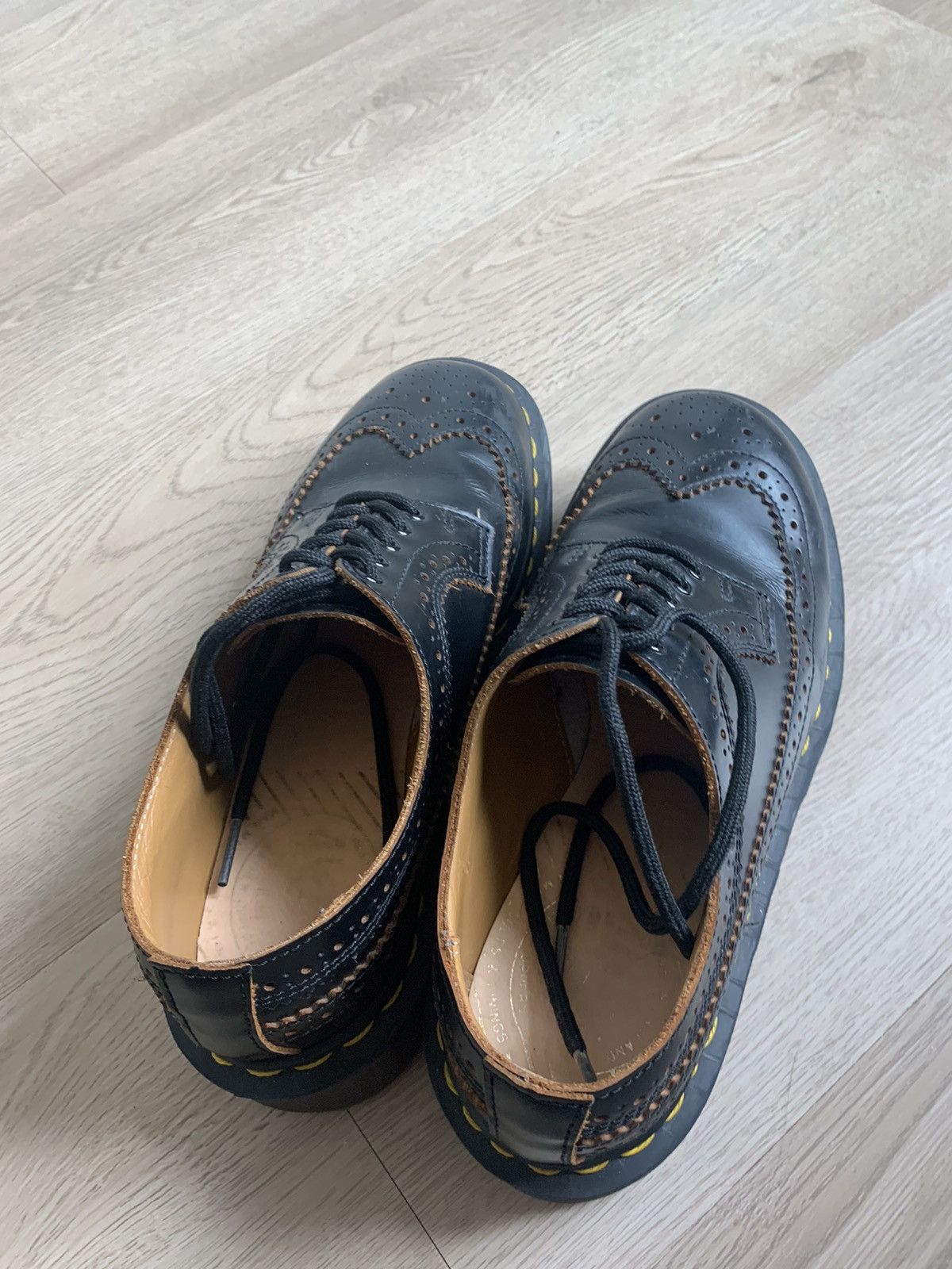 Dr. Martens Vintage 3989 Quilon Leather Brogue Shoes Size US 6 / IT 36 - 6 Thumbnail
